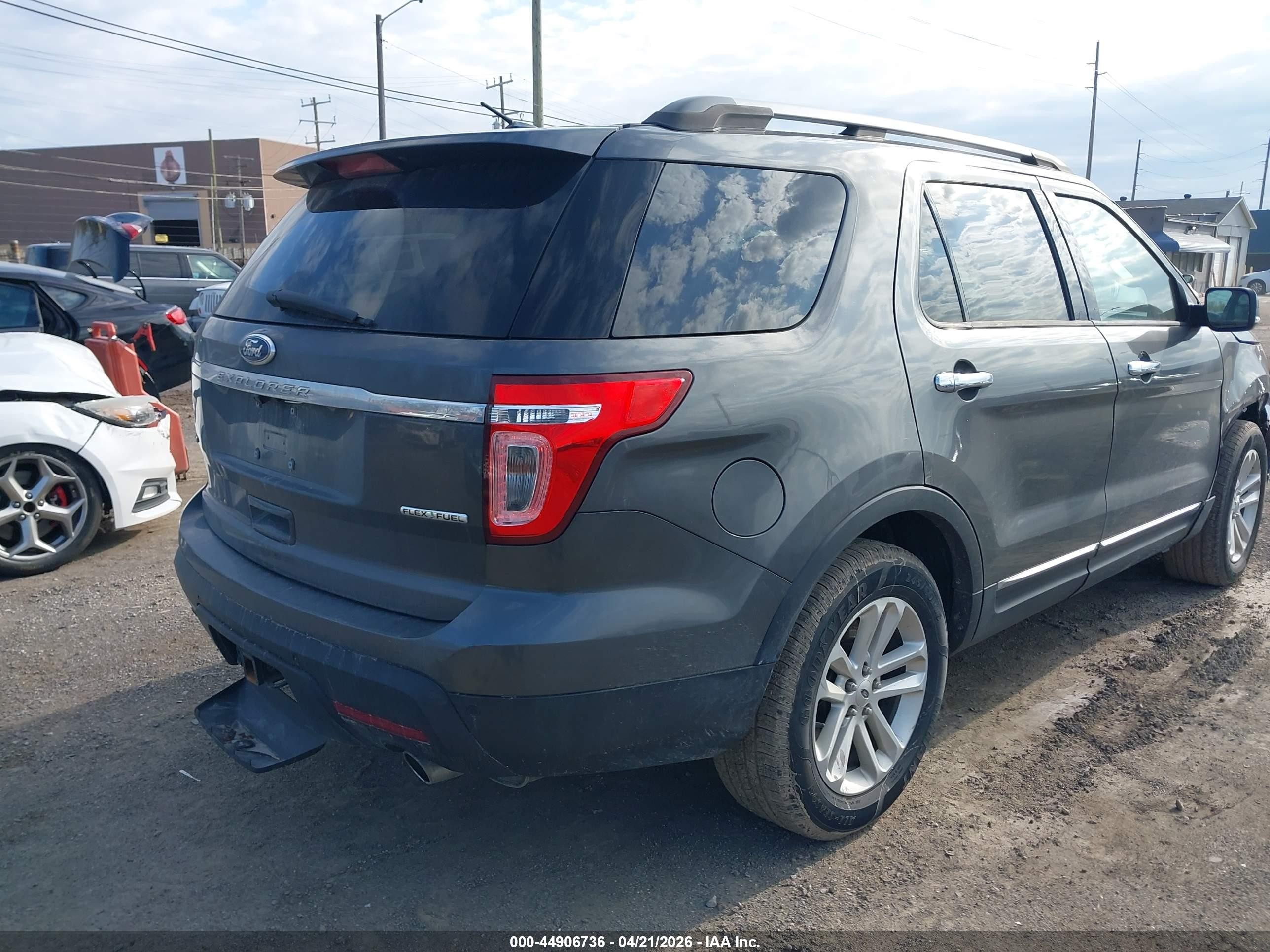 2015 Ford Explorer Xlt Gray vin: 1FM5K7D82FGA38561
