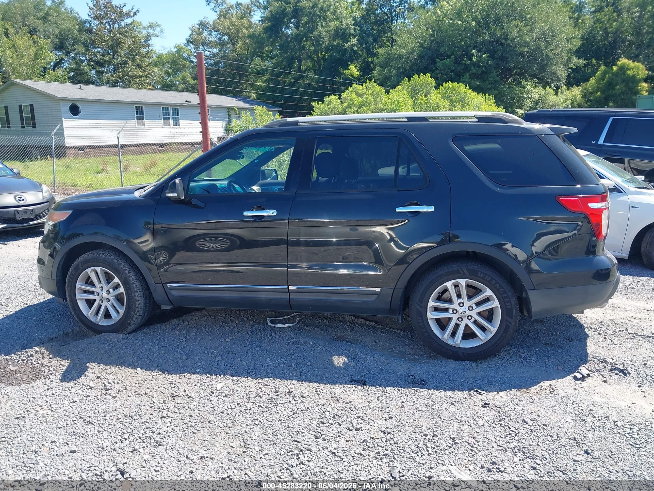 2015 Ford Explorer Xlt Black vin: 1FM5K7D82FGA41976