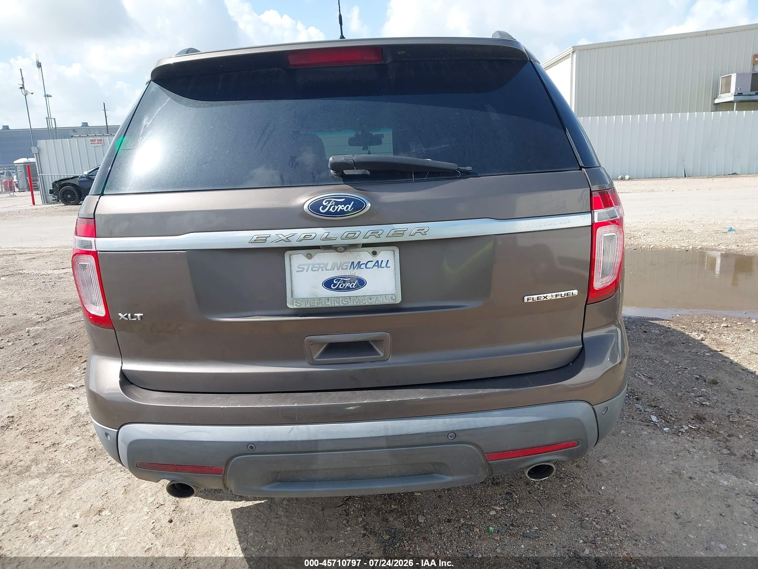 2015 Ford Explorer Xlt Brown vin: 1FM5K7D82FGA54047
