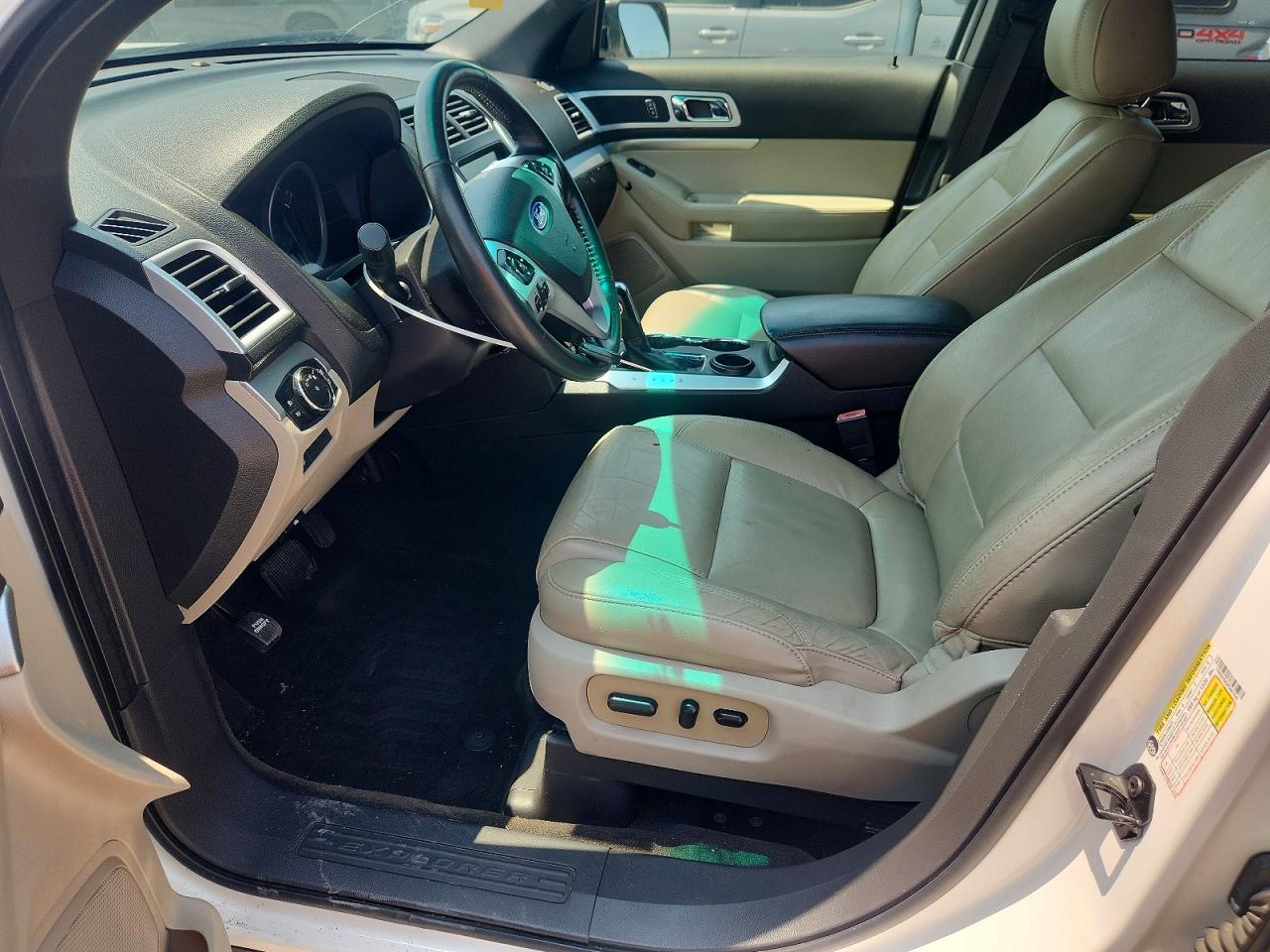 2015 Ford Explorer Xlt White vin: 1FM5K7D82FGA61435