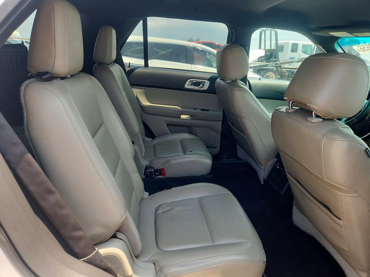 2015 Ford Explorer Xlt White vin: 1FM5K7D82FGA61435