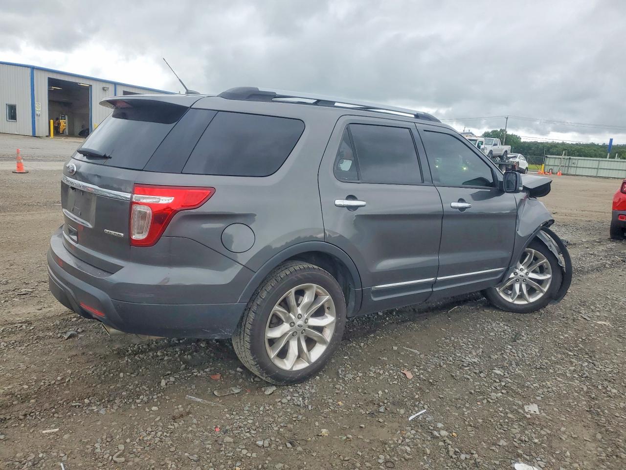 2015 Ford Explorer Xlt Charcoal vin: 1FM5K7D82FGA61502