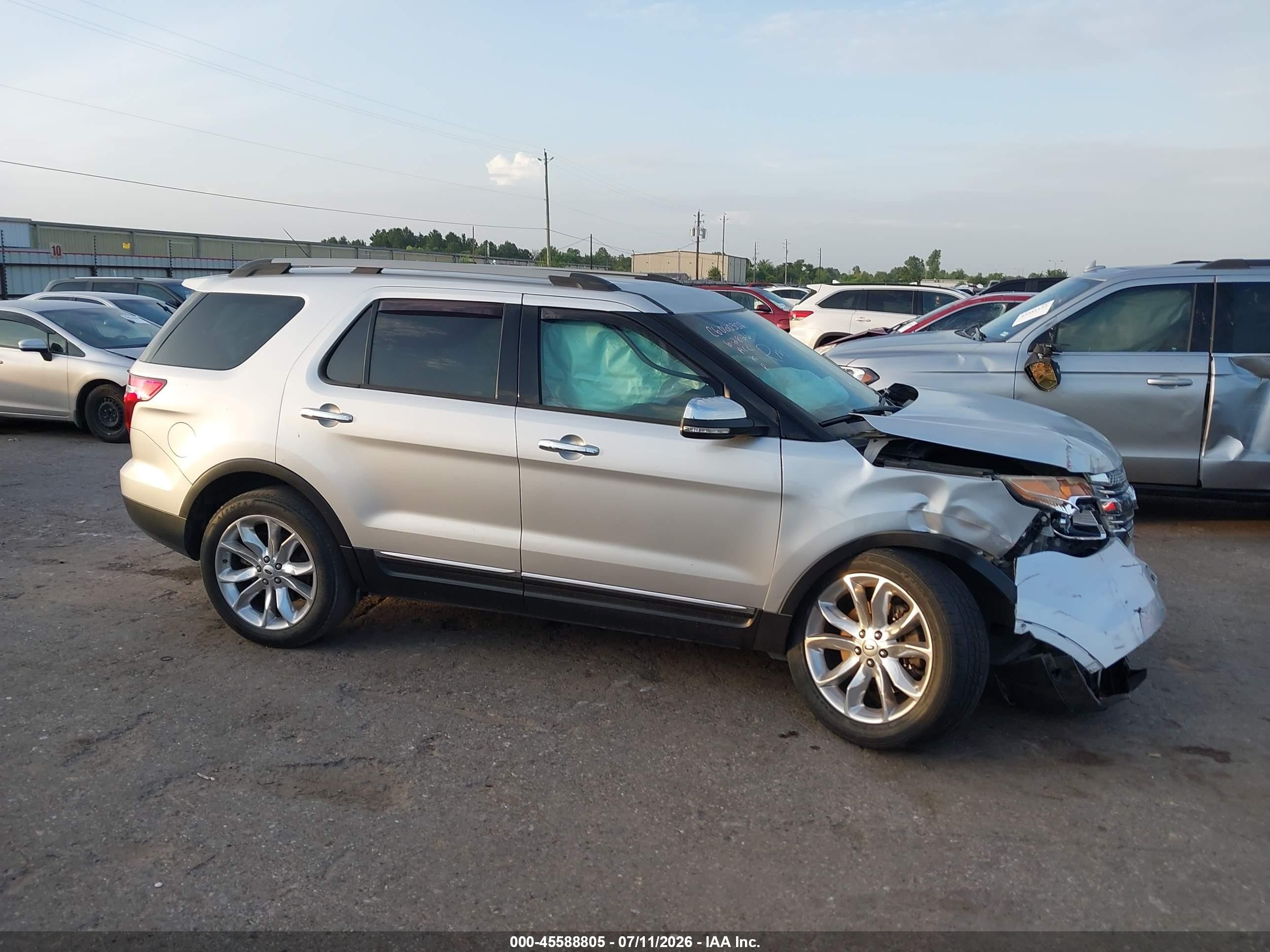 2015 Ford Explorer Xlt Silver vin: 1FM5K7D82FGB66962