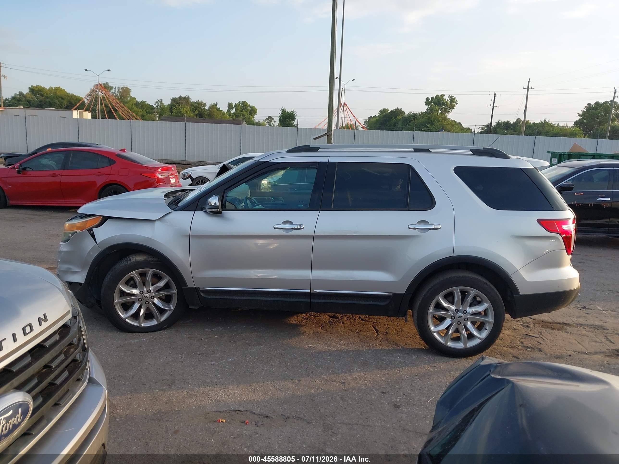 2015 Ford Explorer Xlt Silver vin: 1FM5K7D82FGB66962
