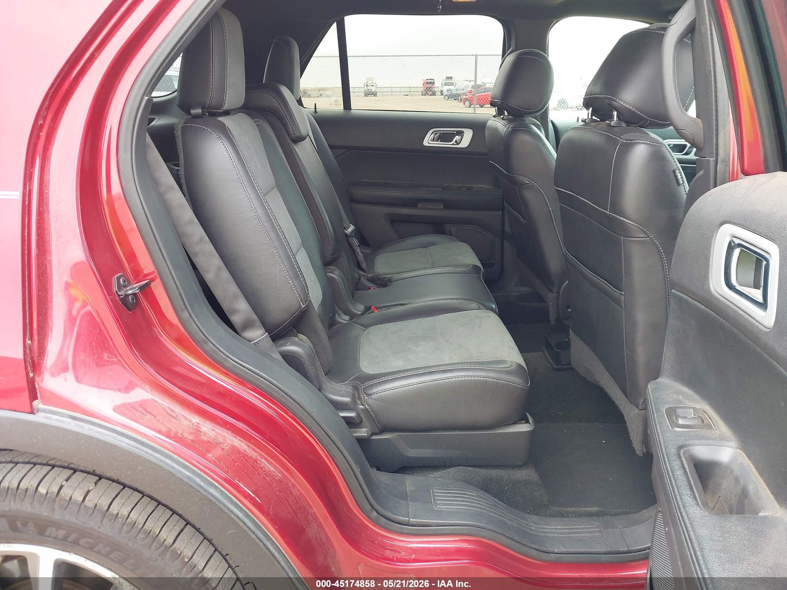 2015 Ford Explorer Xlt Red vin: 1FM5K7D82FGC04836