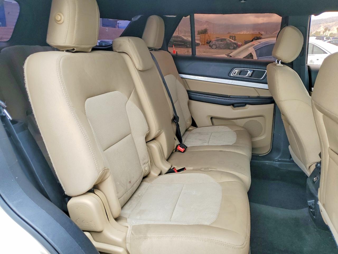 2017 Ford Explorer Xlt Gold vin: 1FM5K7D82HGA61535