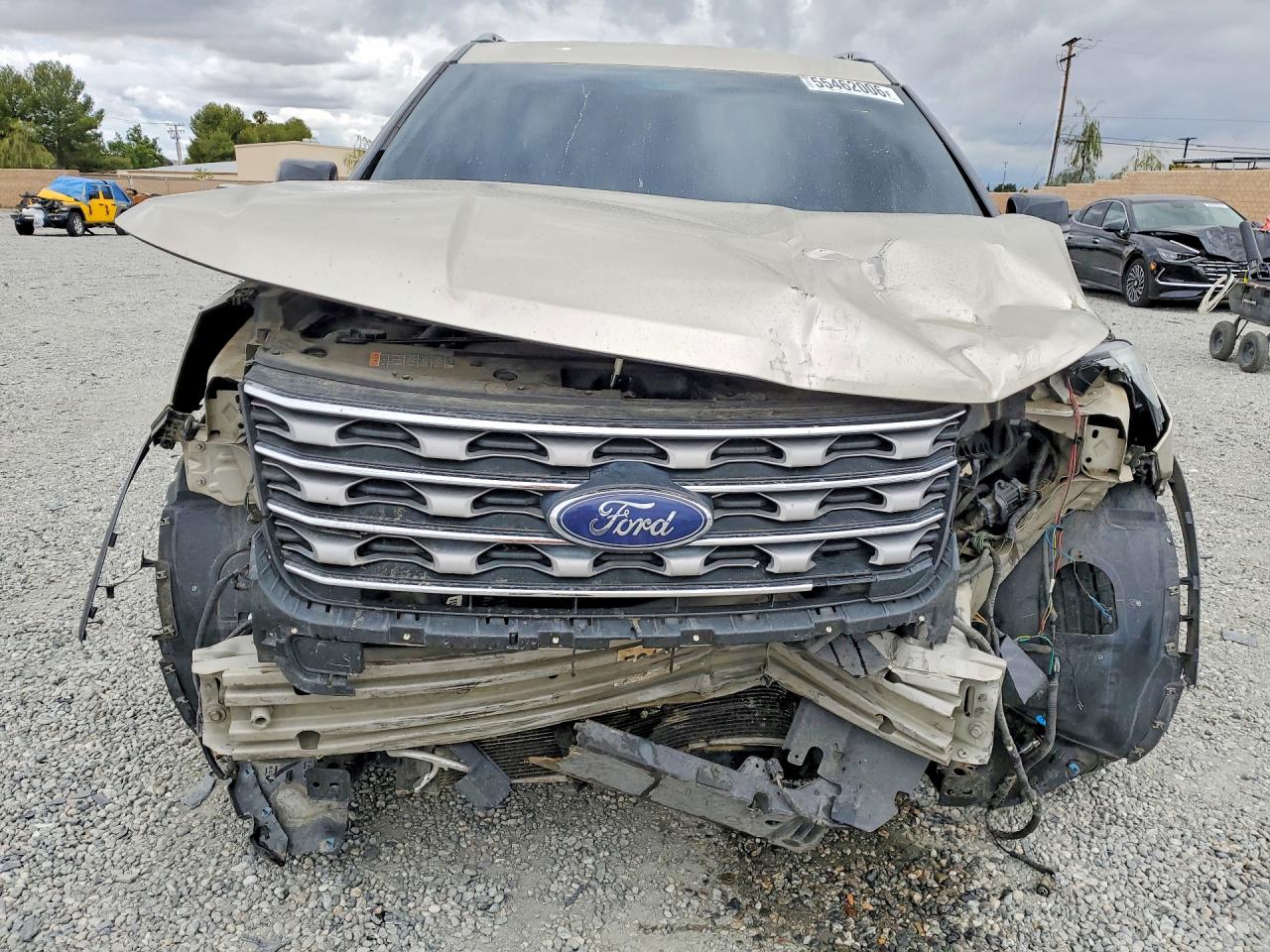 2017 Ford Explorer Xlt Gold vin: 1FM5K7D82HGA61535