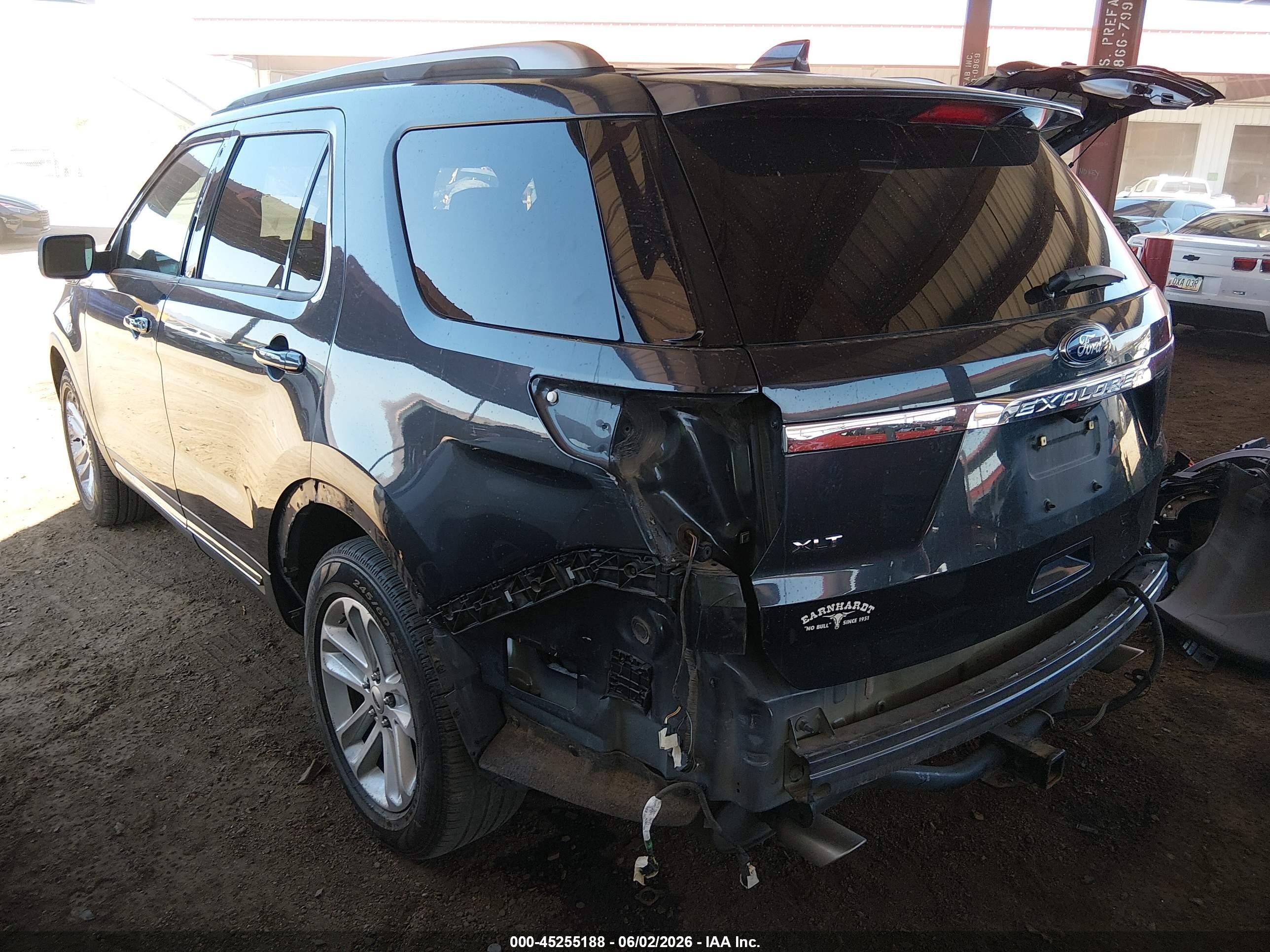 2017 Ford Explorer Xlt Blue vin: 1FM5K7D82HGD90073