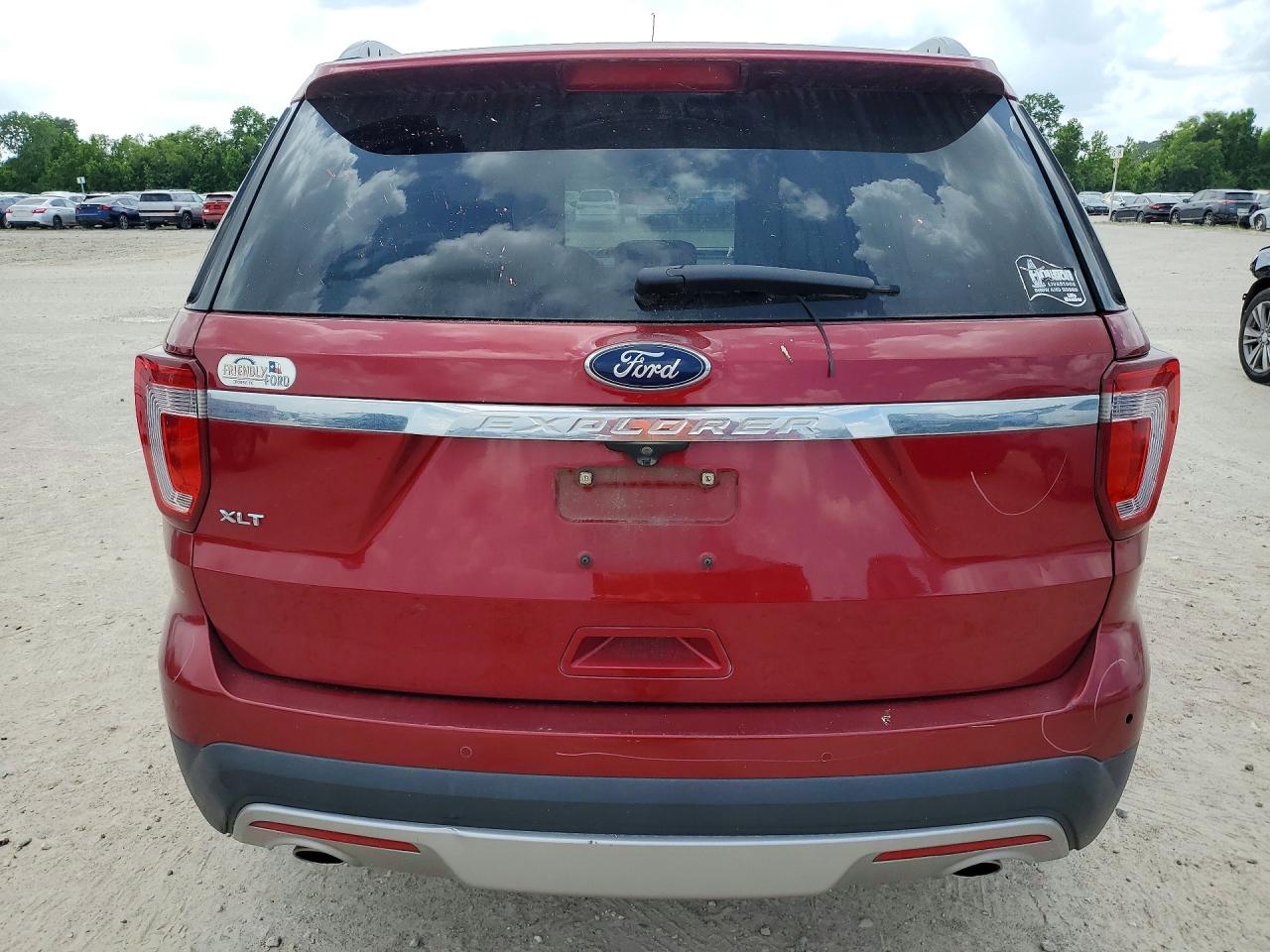 2017 Ford Explorer Xlt Красный vin: 1FM5K7D82HGE10726