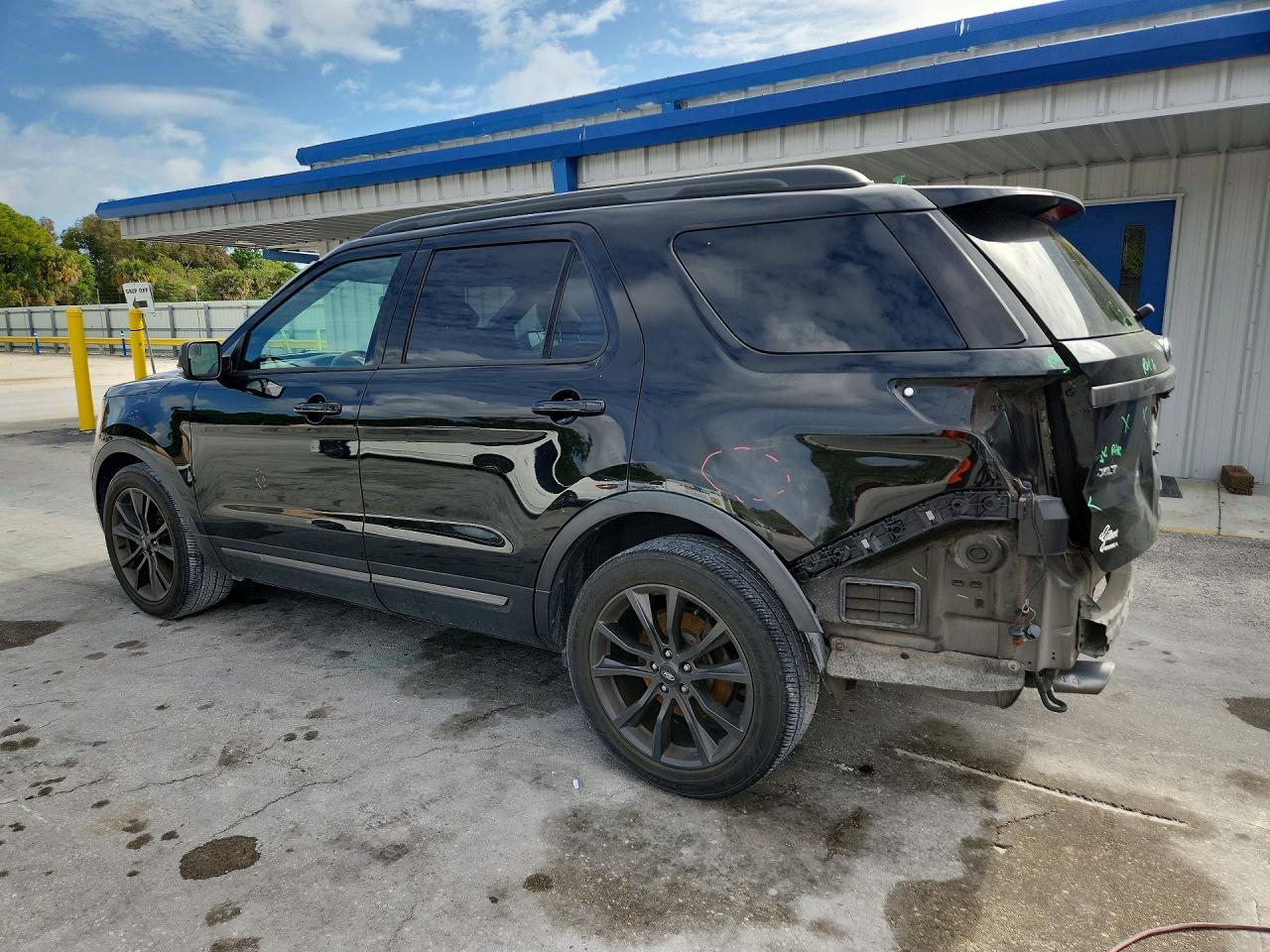 2018 Ford Explorer Xlt Black vin: 1FM5K7D82JGC64382