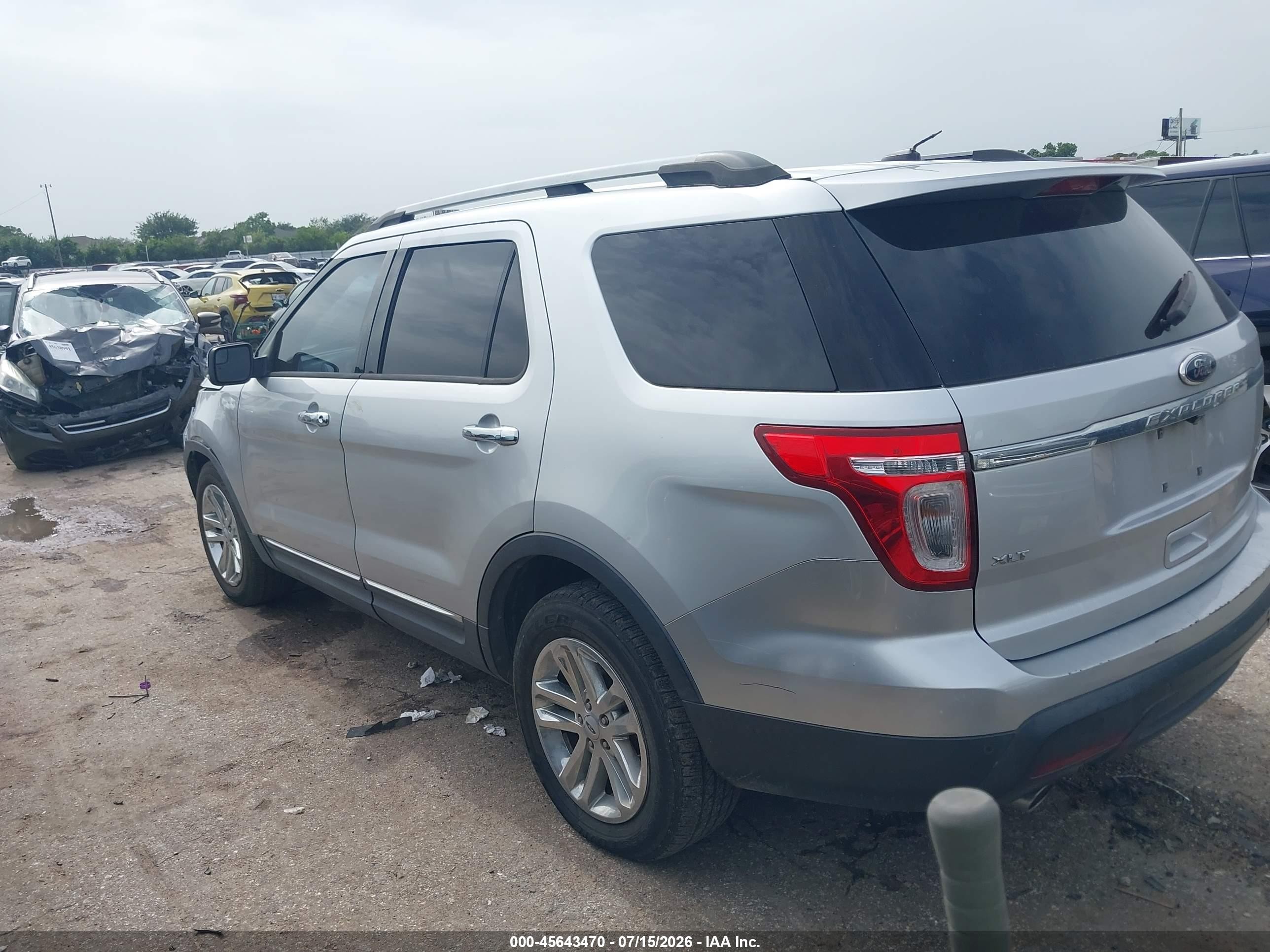 2013 Ford Explorer Xlt Silver vin: 1FM5K7D83DGA20325