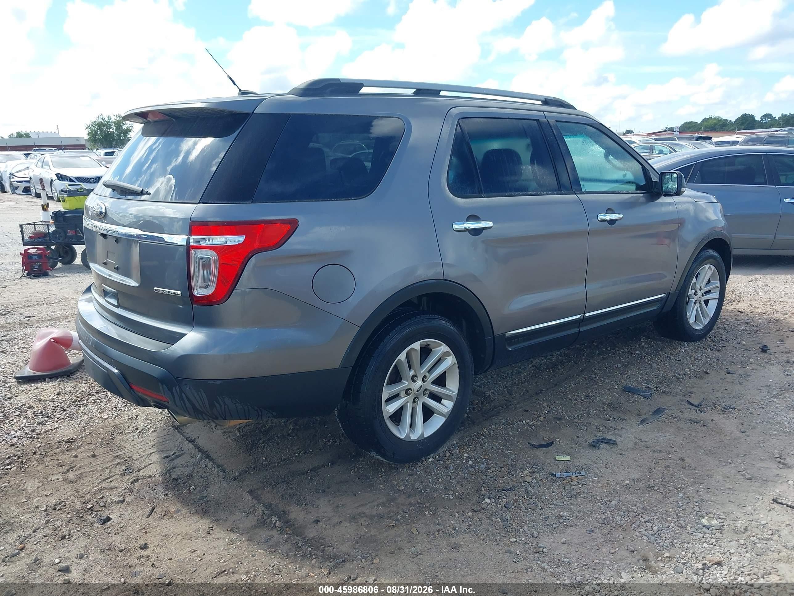 2013 Ford Explorer Xlt Gray vin: 1FM5K7D83DGC13719