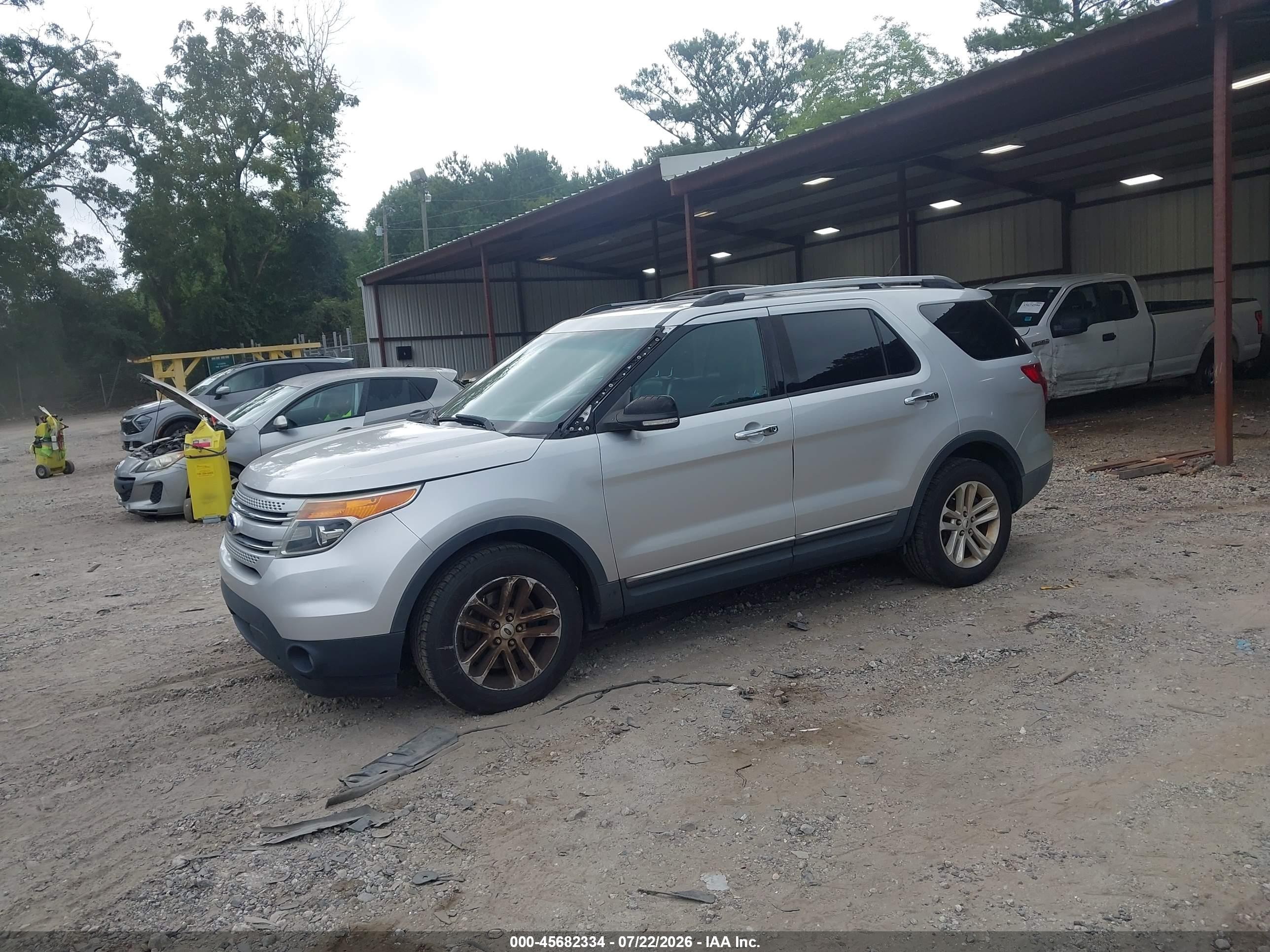 2014 Ford Explorer Xlt Silver vin: 1FM5K7D83EGA15952