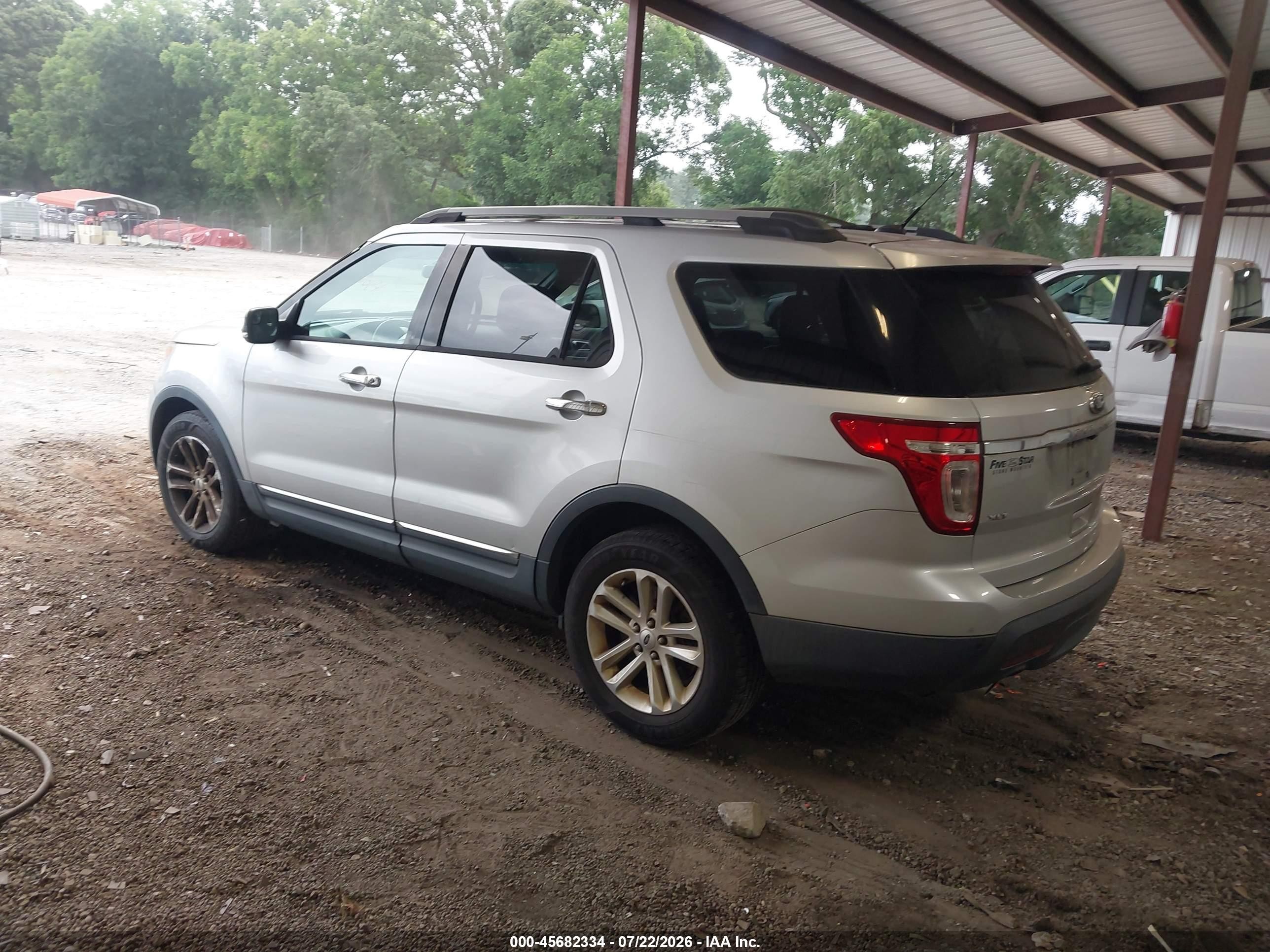 2014 Ford Explorer Xlt Silver vin: 1FM5K7D83EGA15952