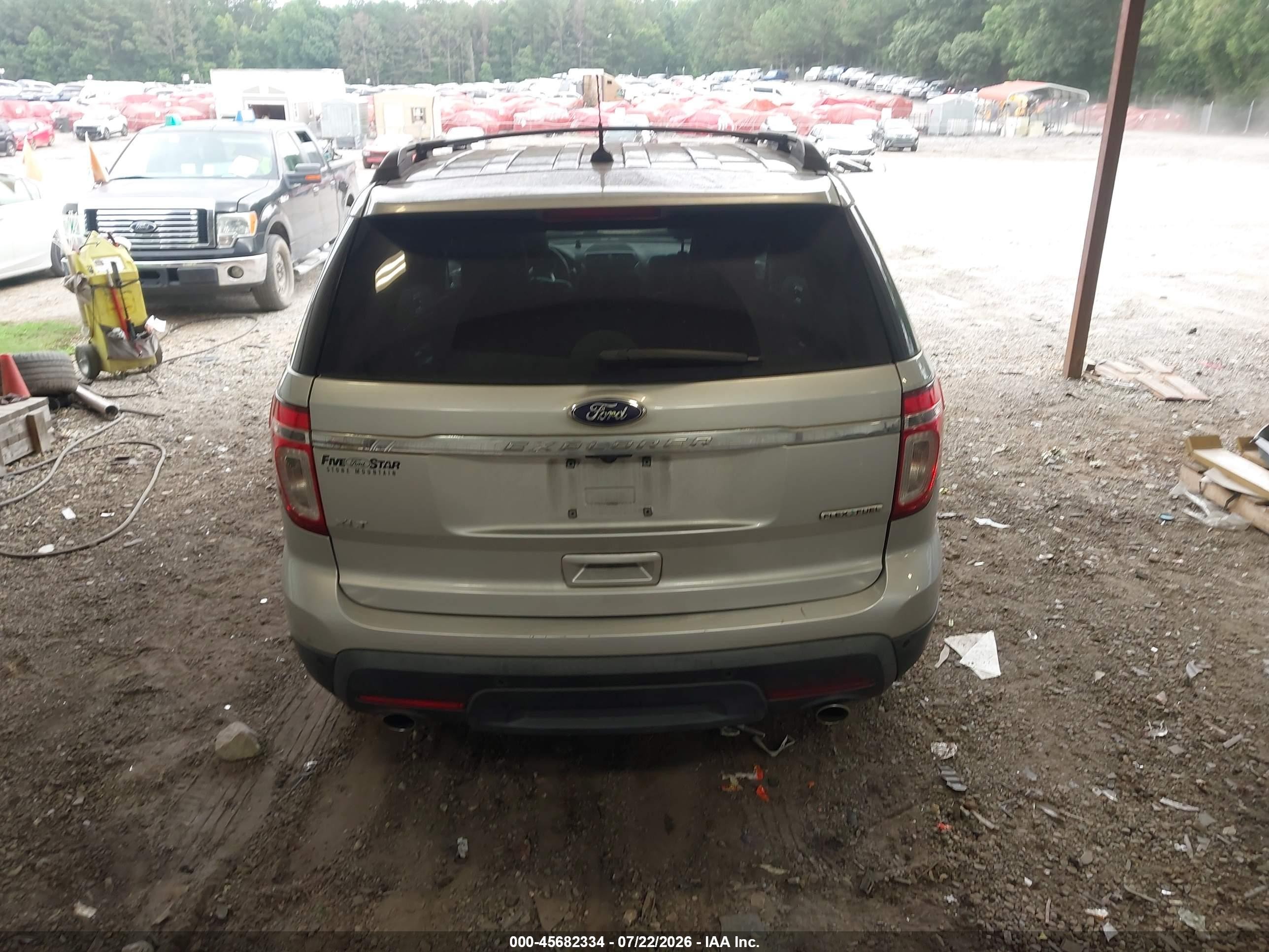 2014 Ford Explorer Xlt Silver vin: 1FM5K7D83EGA15952