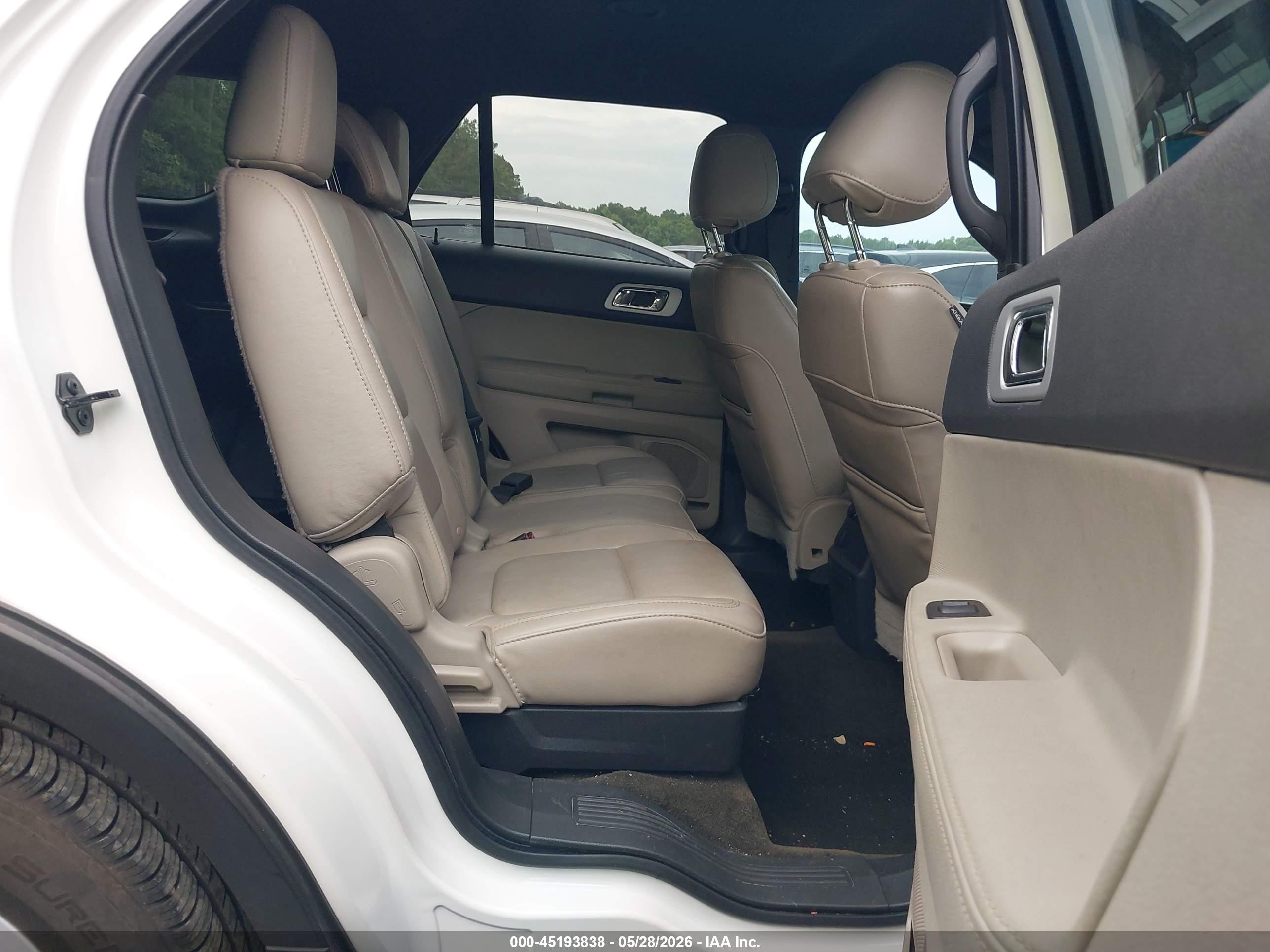 2014 Ford Explorer Xlt White vin: 1FM5K7D83EGA72782
