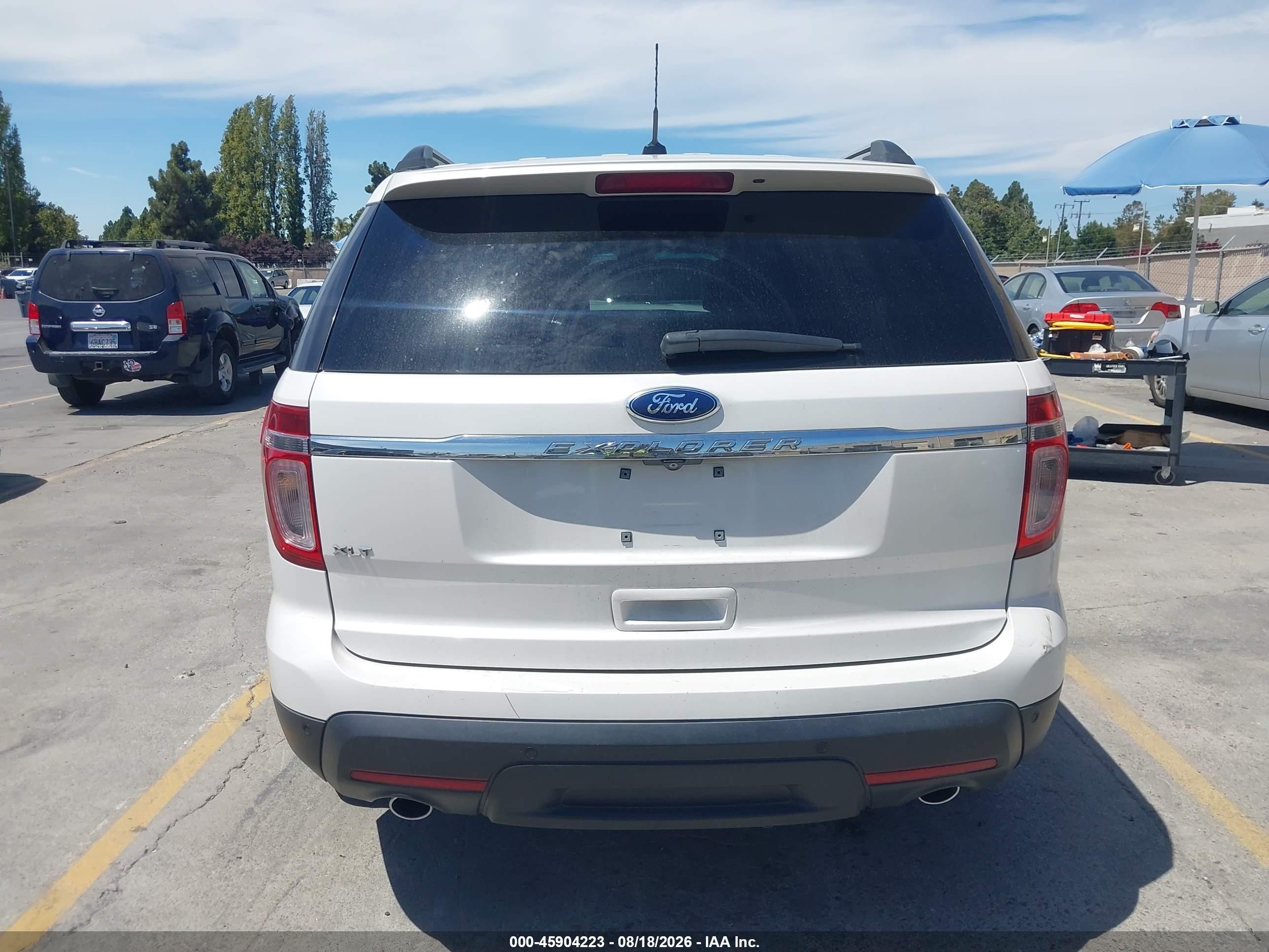 2015 Ford Explorer Xlt White vin: 1FM5K7D83FGA55756