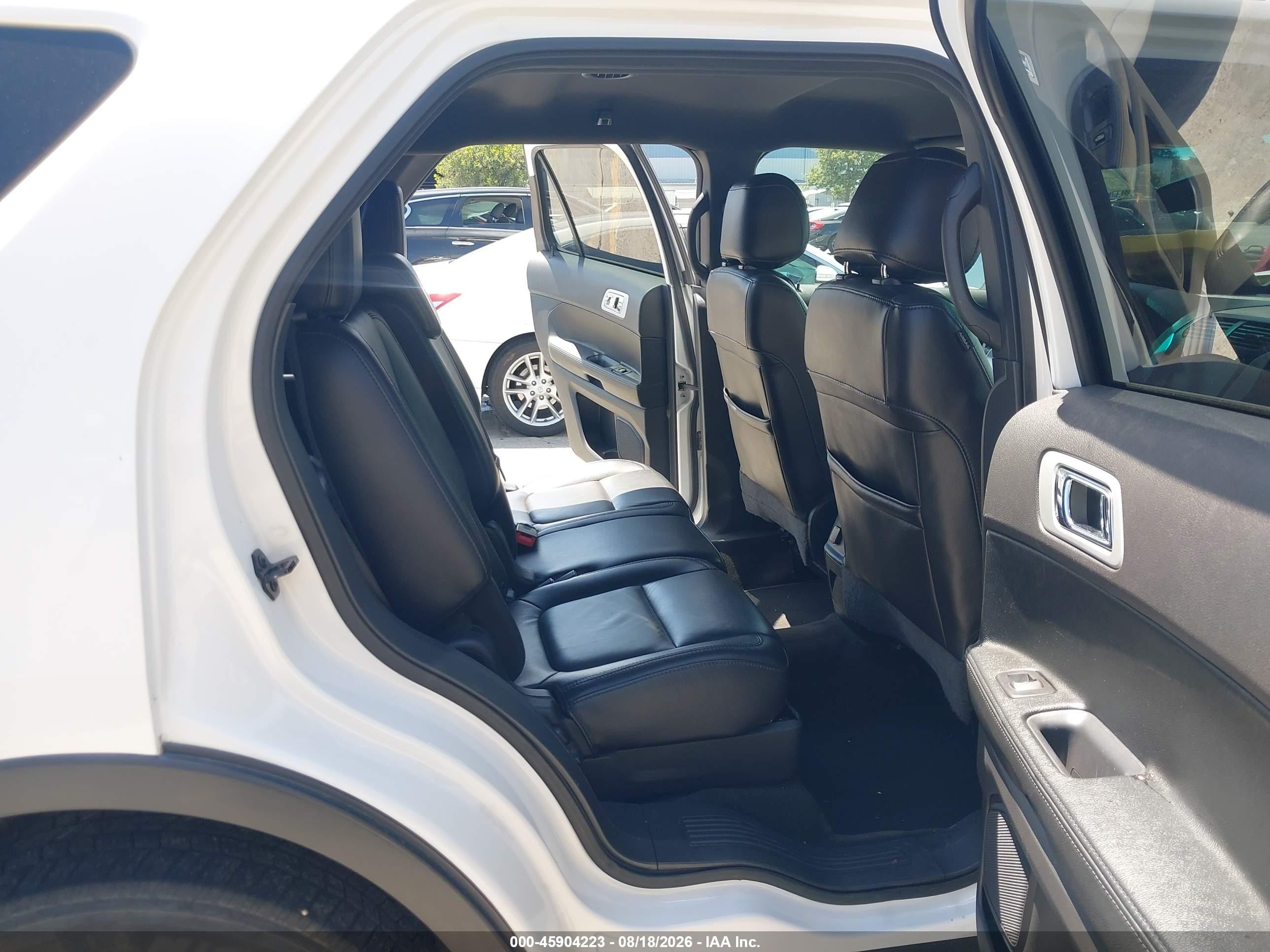 2015 Ford Explorer Xlt White vin: 1FM5K7D83FGA55756
