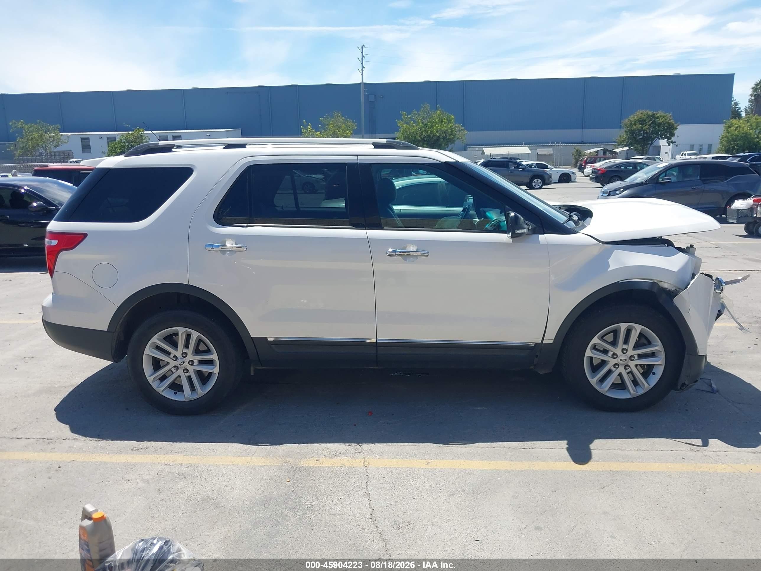 2015 Ford Explorer Xlt White vin: 1FM5K7D83FGA55756