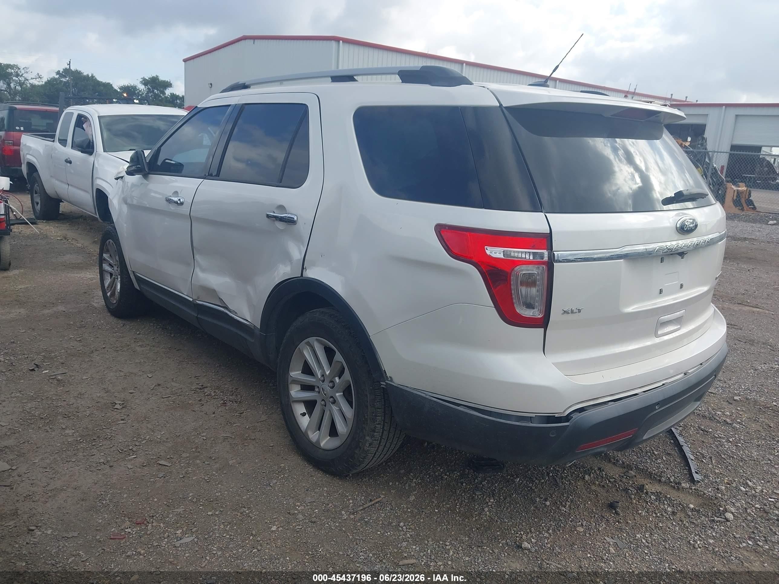 2015 Ford Explorer Xlt White vin: 1FM5K7D83FGB49586