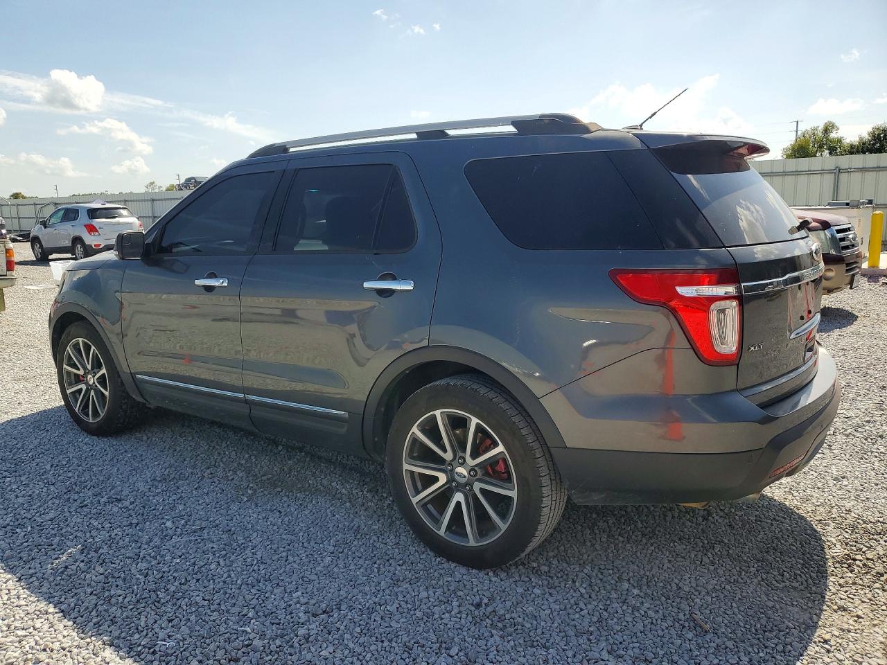 2015 Ford Explorer Xlt Gray vin: 1FM5K7D83FGC02223