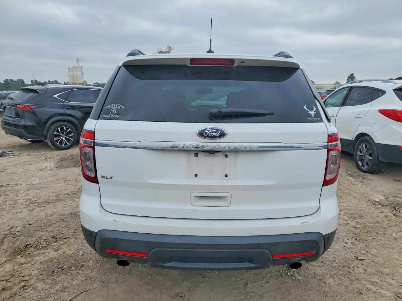 2015 Ford Explorer White vin: 1FM5K7D83FGC65113
