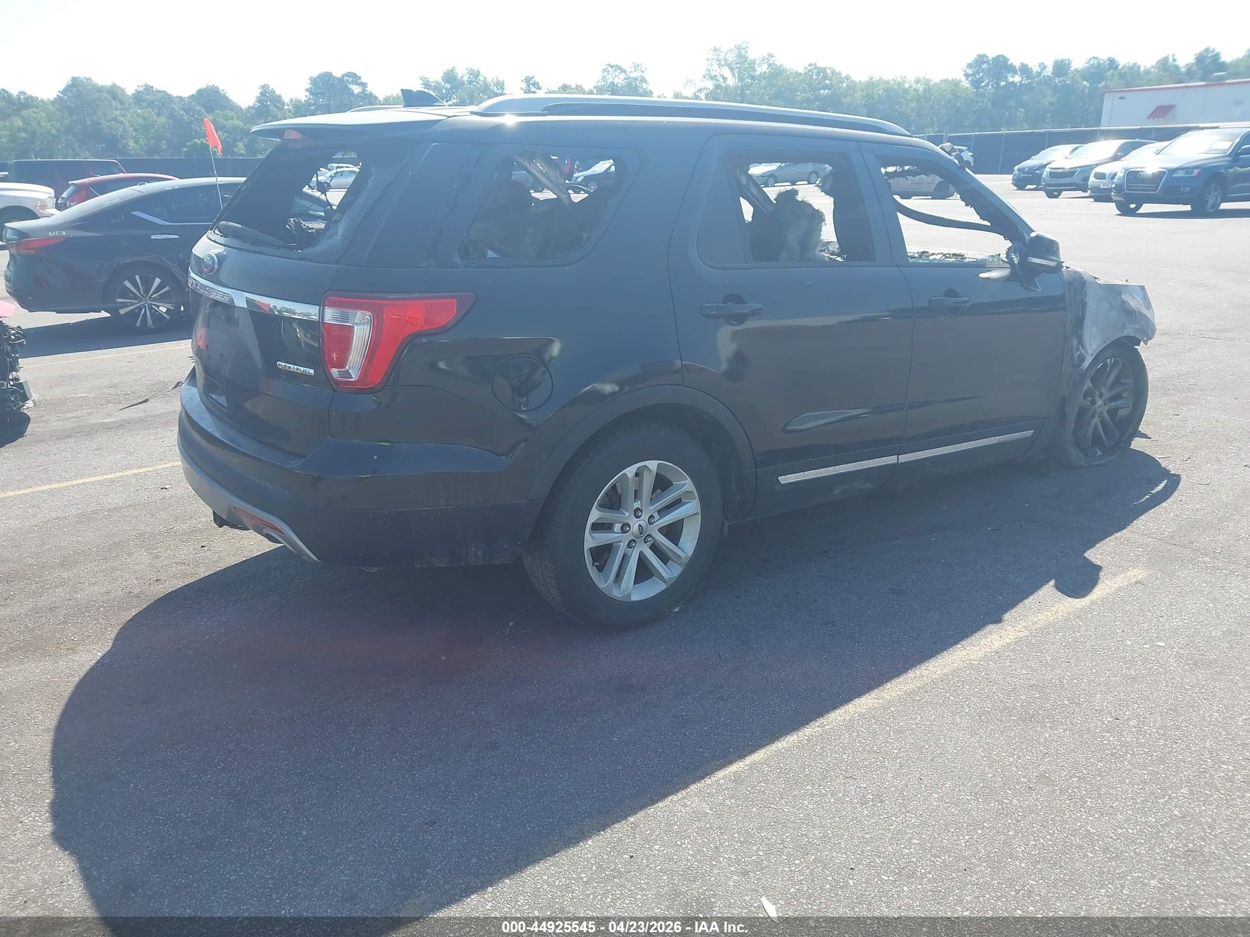 2016 Ford Explorer Xlt Black vin: 1FM5K7D83GGA99127