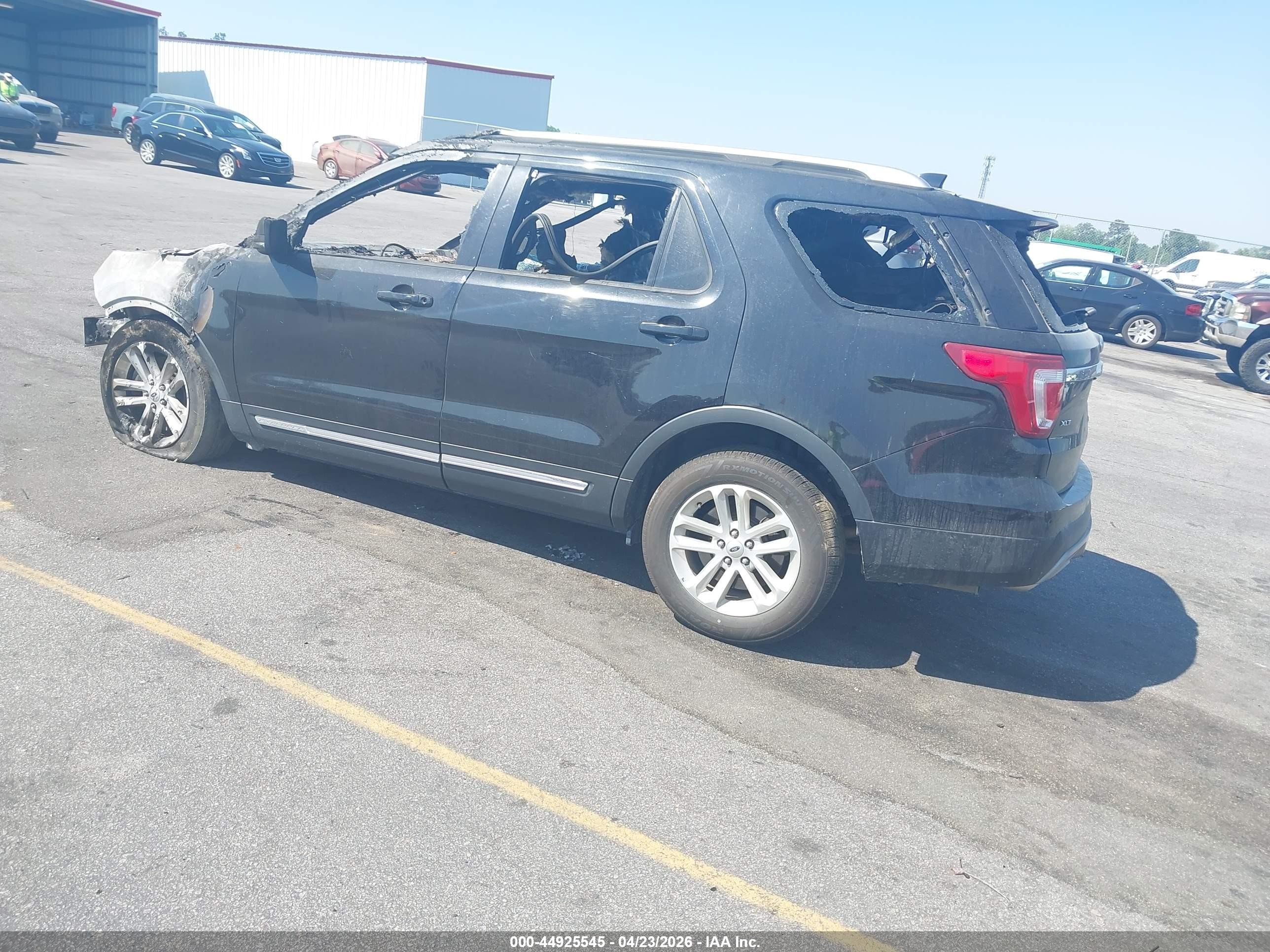 2016 Ford Explorer Xlt Black vin: 1FM5K7D83GGA99127