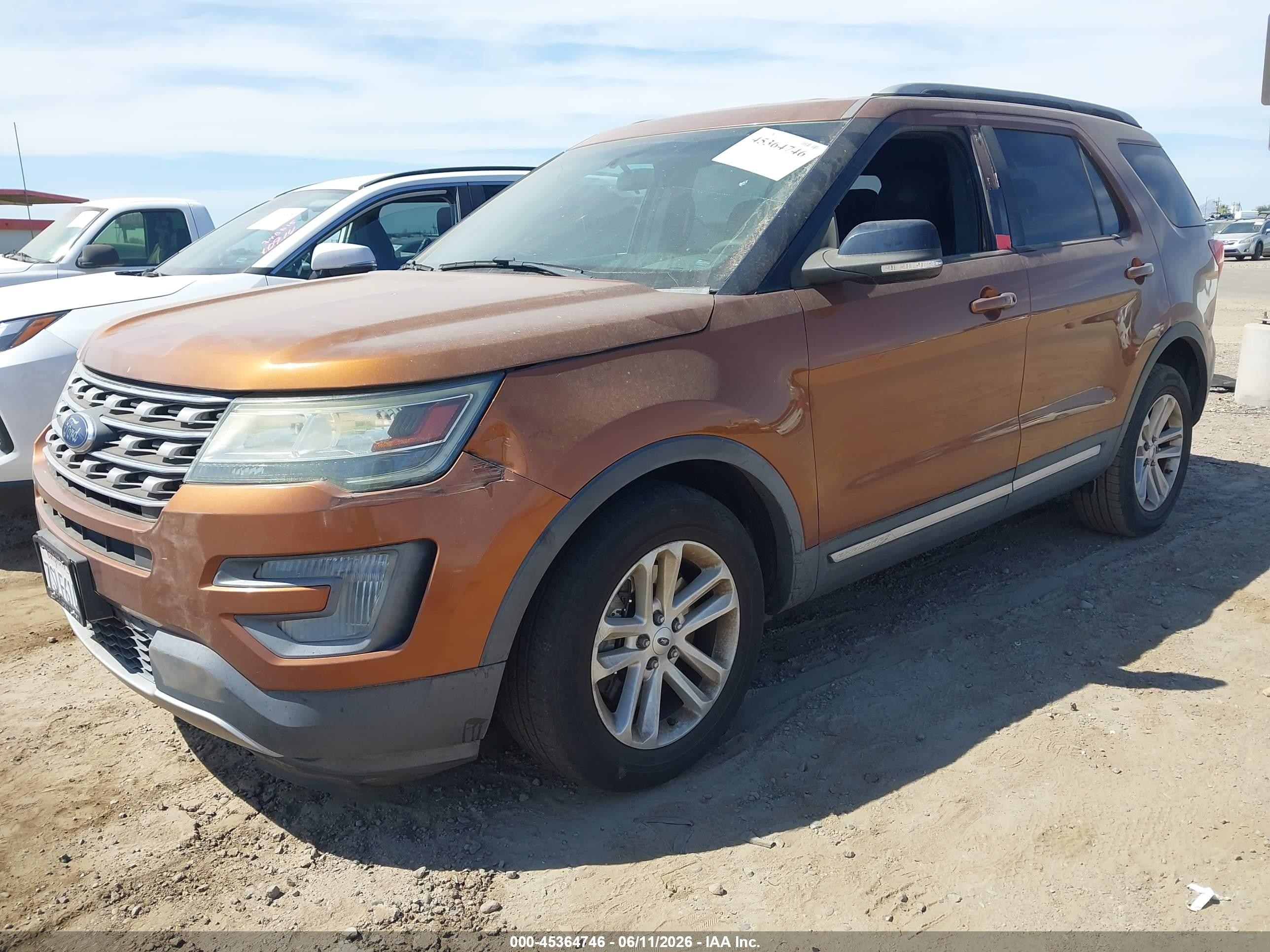 2017 Ford Explorer Xlt Orange vin: 1FM5K7D83HGA69949