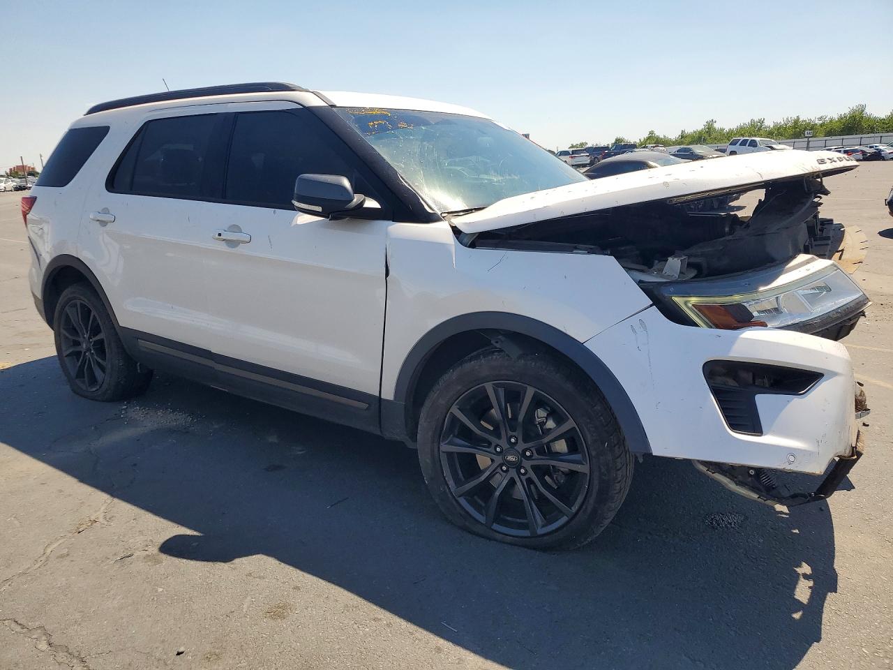 2018 Ford Explorer Xlt White vin: 1FM5K7D83JGC86889