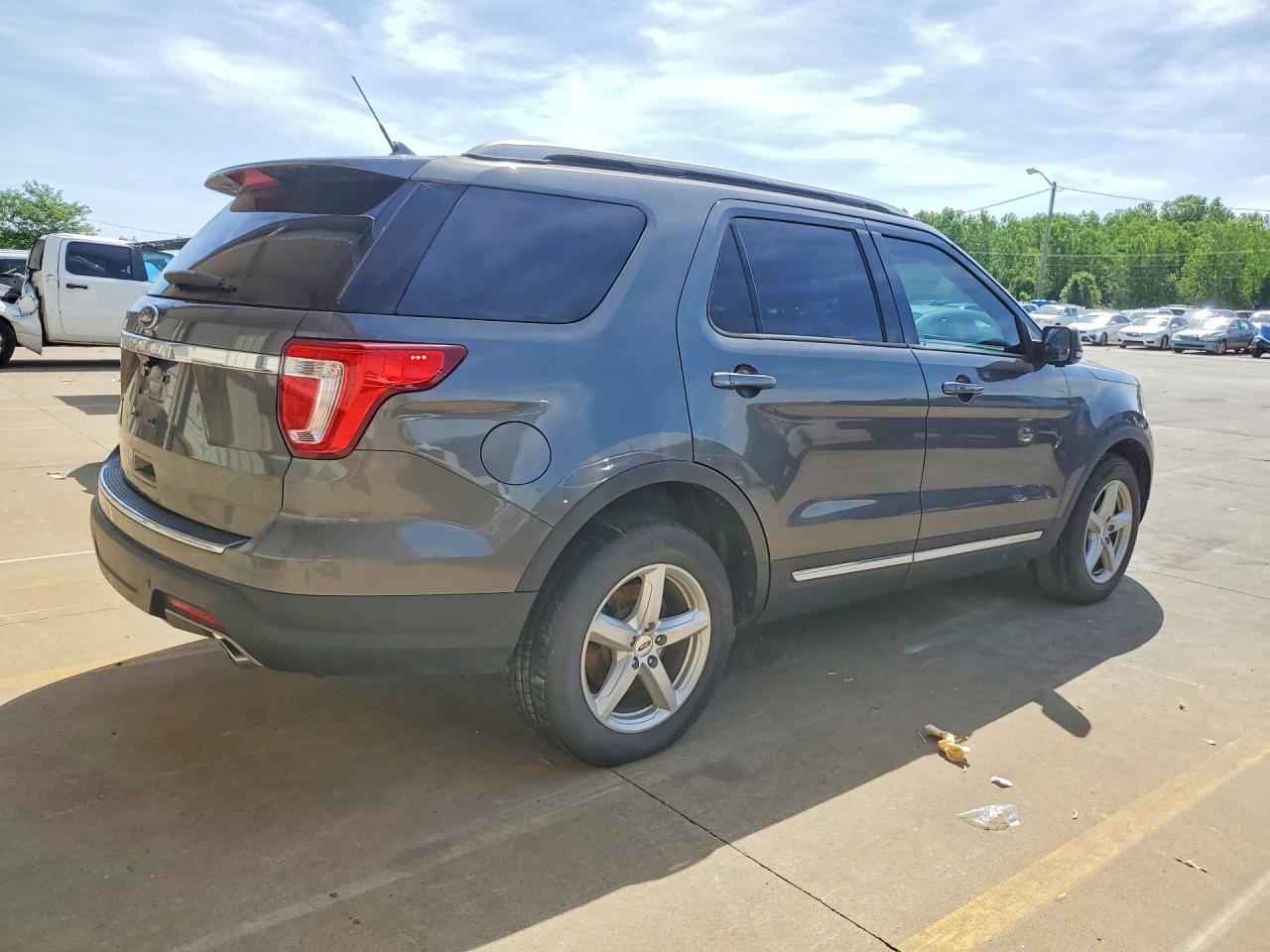 2018 Ford Explorer Xlt Charcoal vin: 1FM5K7D83JGC91784