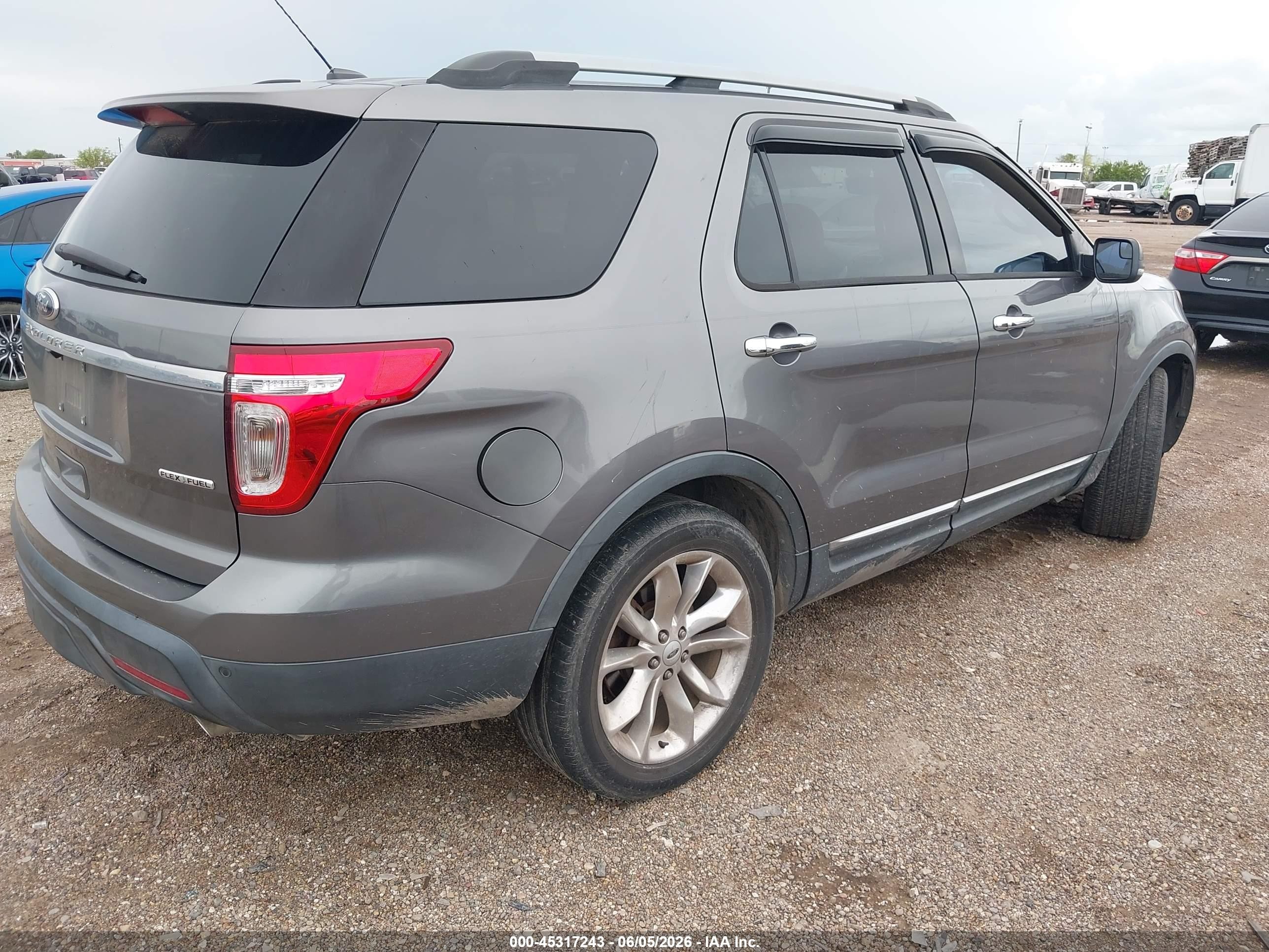 2013 Ford Explorer Xlt Серый vin: 1FM5K7D84DGA11729