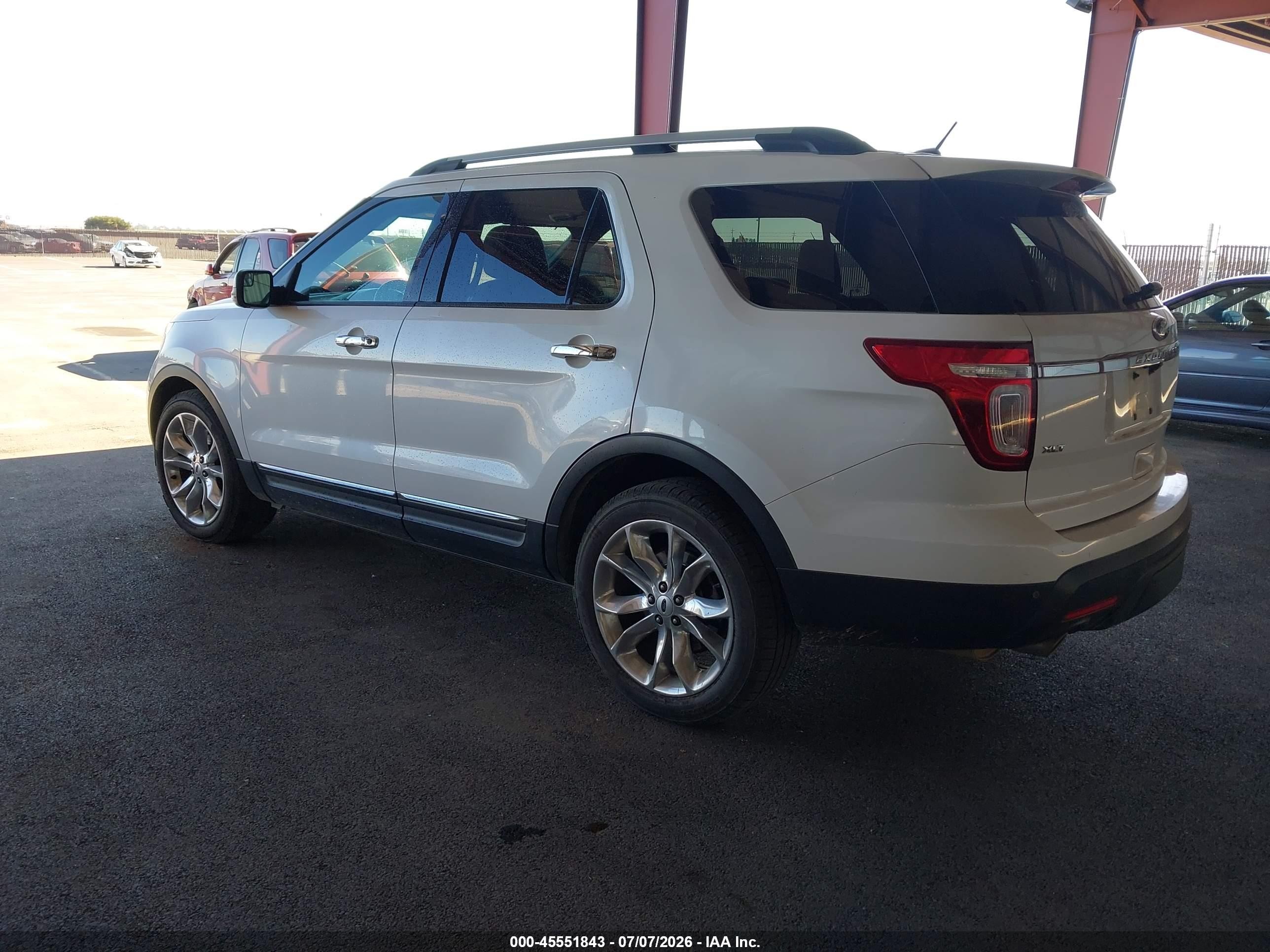 2013 Ford Explorer Xlt White vin: 1FM5K7D84DGA50580