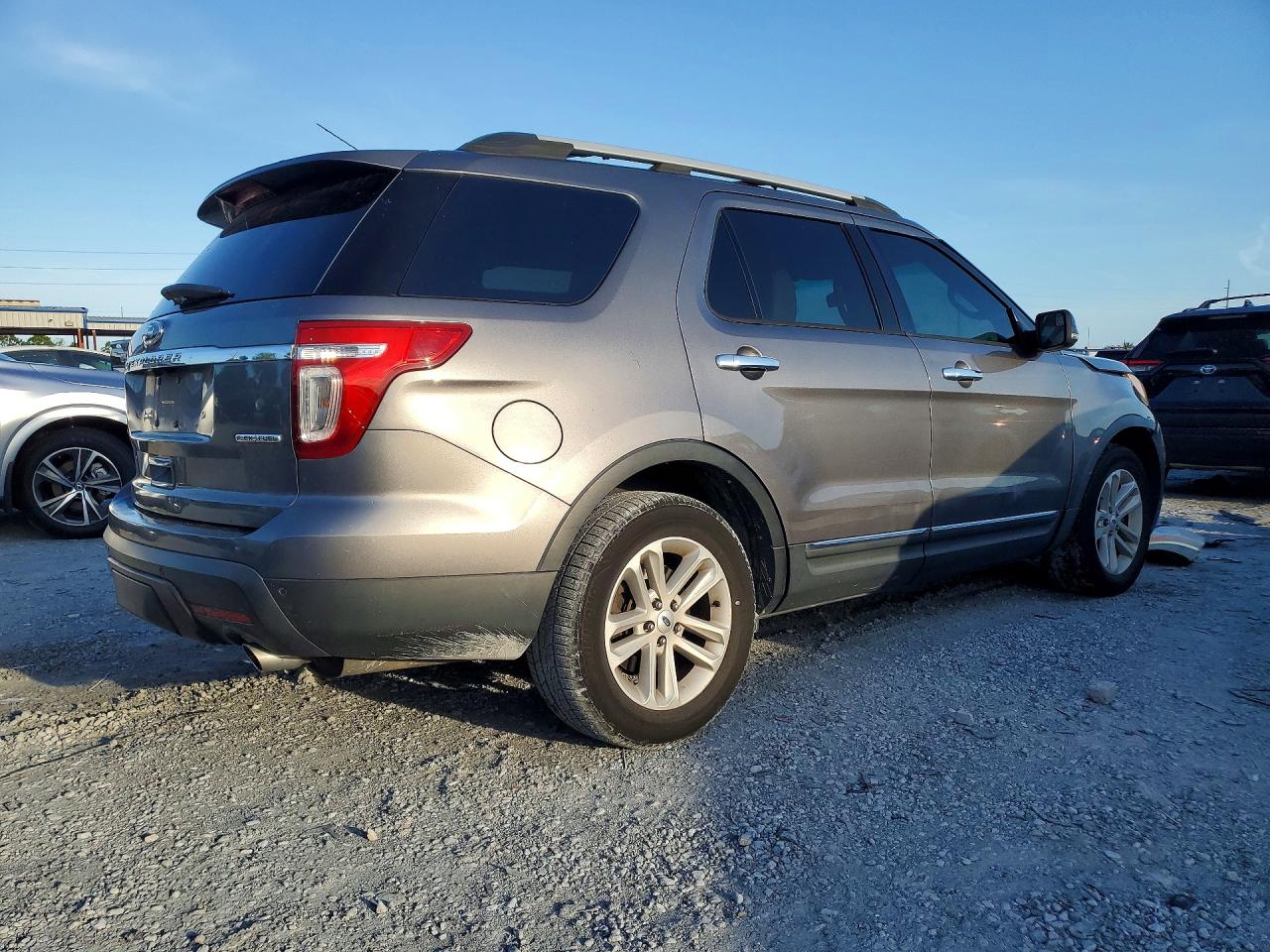 2013 Ford Explorer Xlt Серый vin: 1FM5K7D84DGB13290