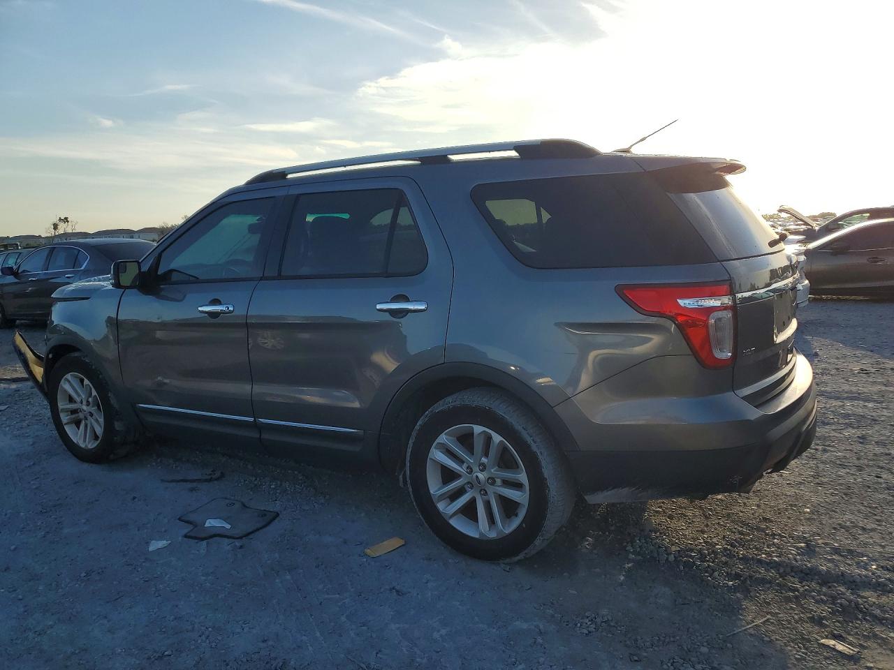 2013 Ford Explorer Xlt Серый vin: 1FM5K7D84DGB13290