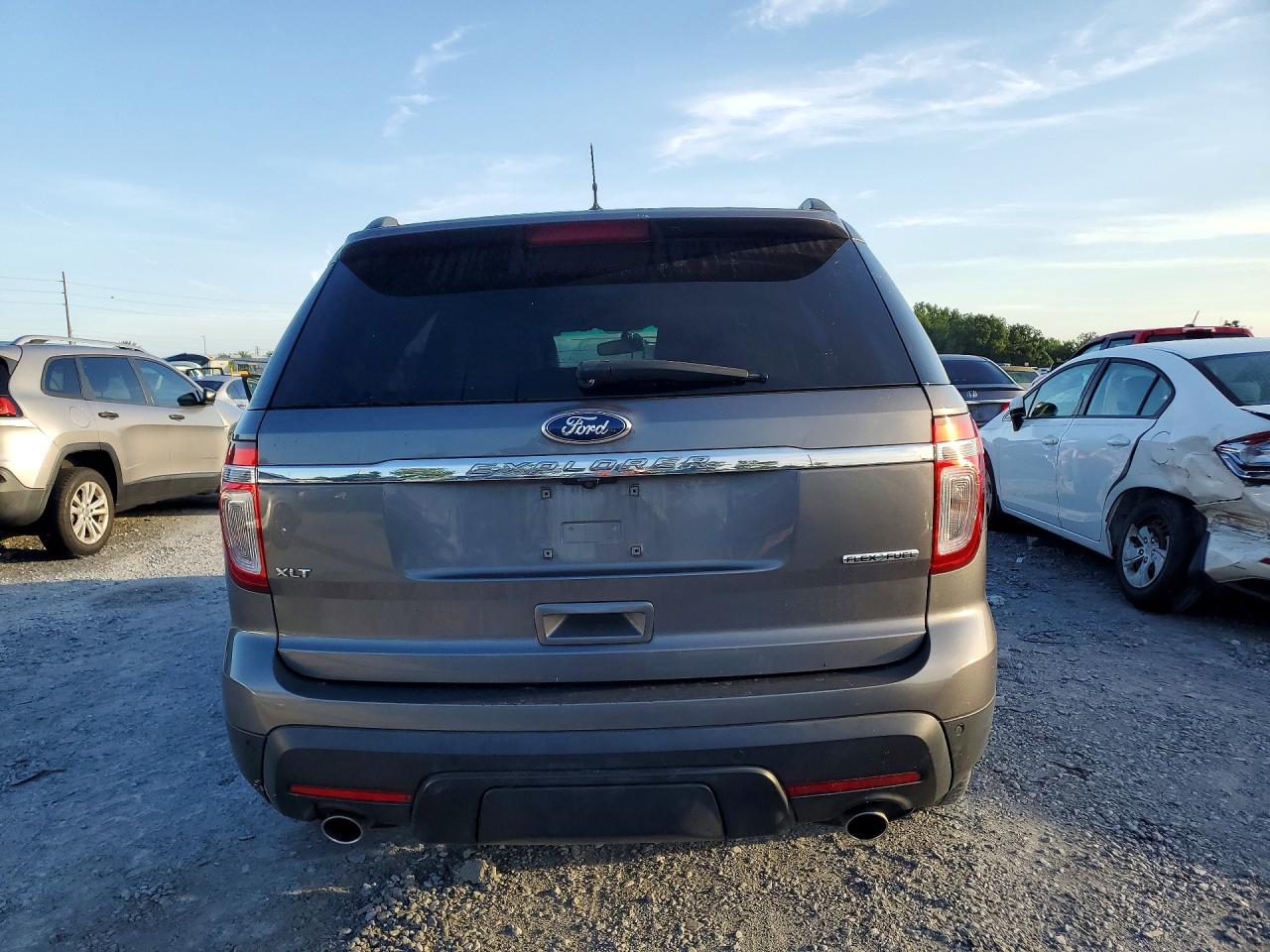2013 Ford Explorer Xlt Серый vin: 1FM5K7D84DGB13290