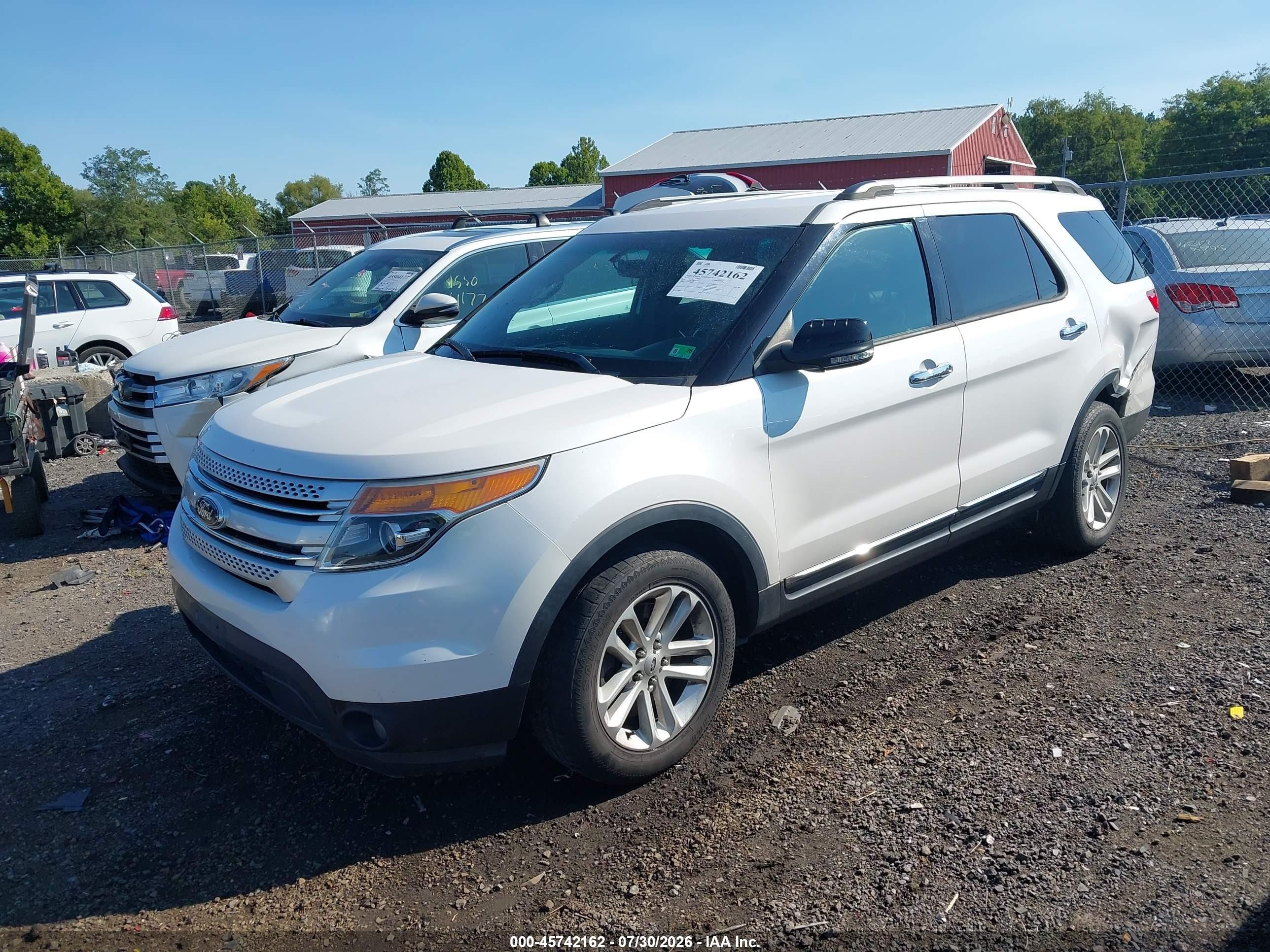 2013 Ford Explorer Xlt White vin: 1FM5K7D84DGB50615