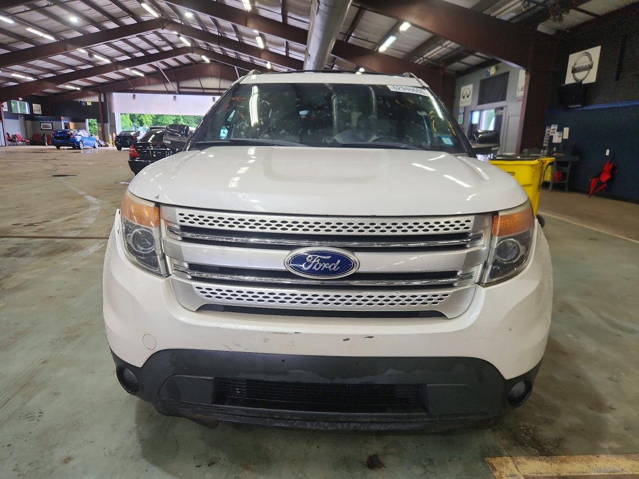 2013 Ford Explorer Xlt White vin: 1FM5K7D84DGC93001