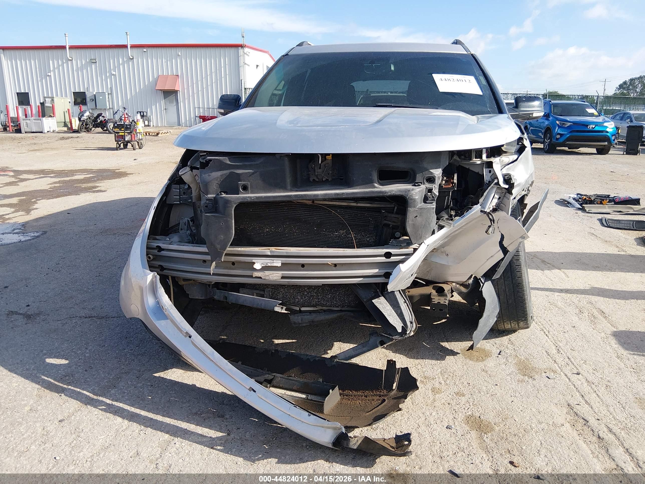 2014 Ford Explorer Xlt Серебряный vin: 1FM5K7D84EGA21016