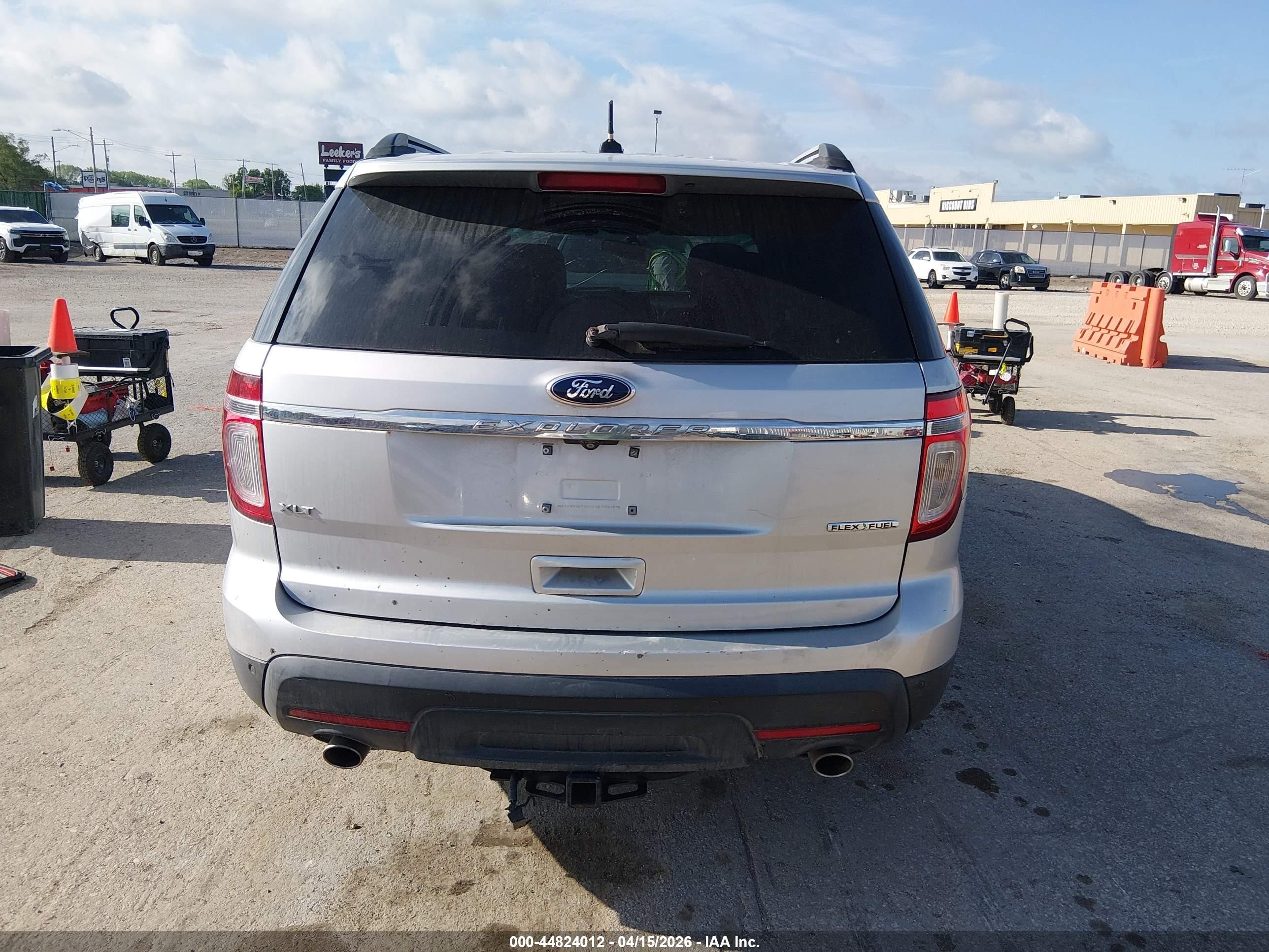 2014 Ford Explorer Xlt Серебряный vin: 1FM5K7D84EGA21016