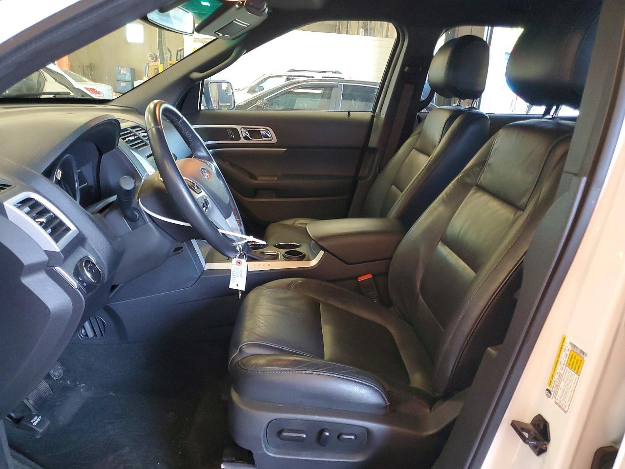2014 Ford Explorer Xlt White vin: 1FM5K7D84EGA42125