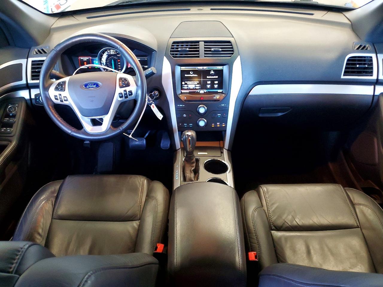 2014 Ford Explorer Xlt White vin: 1FM5K7D84EGA42125