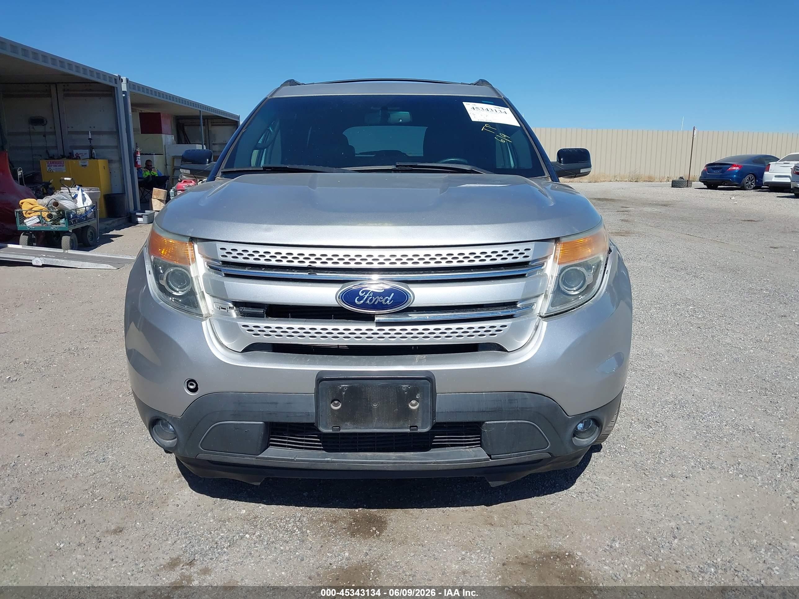 2014 Ford Explorer Xlt Серебряный vin: 1FM5K7D84EGA54758