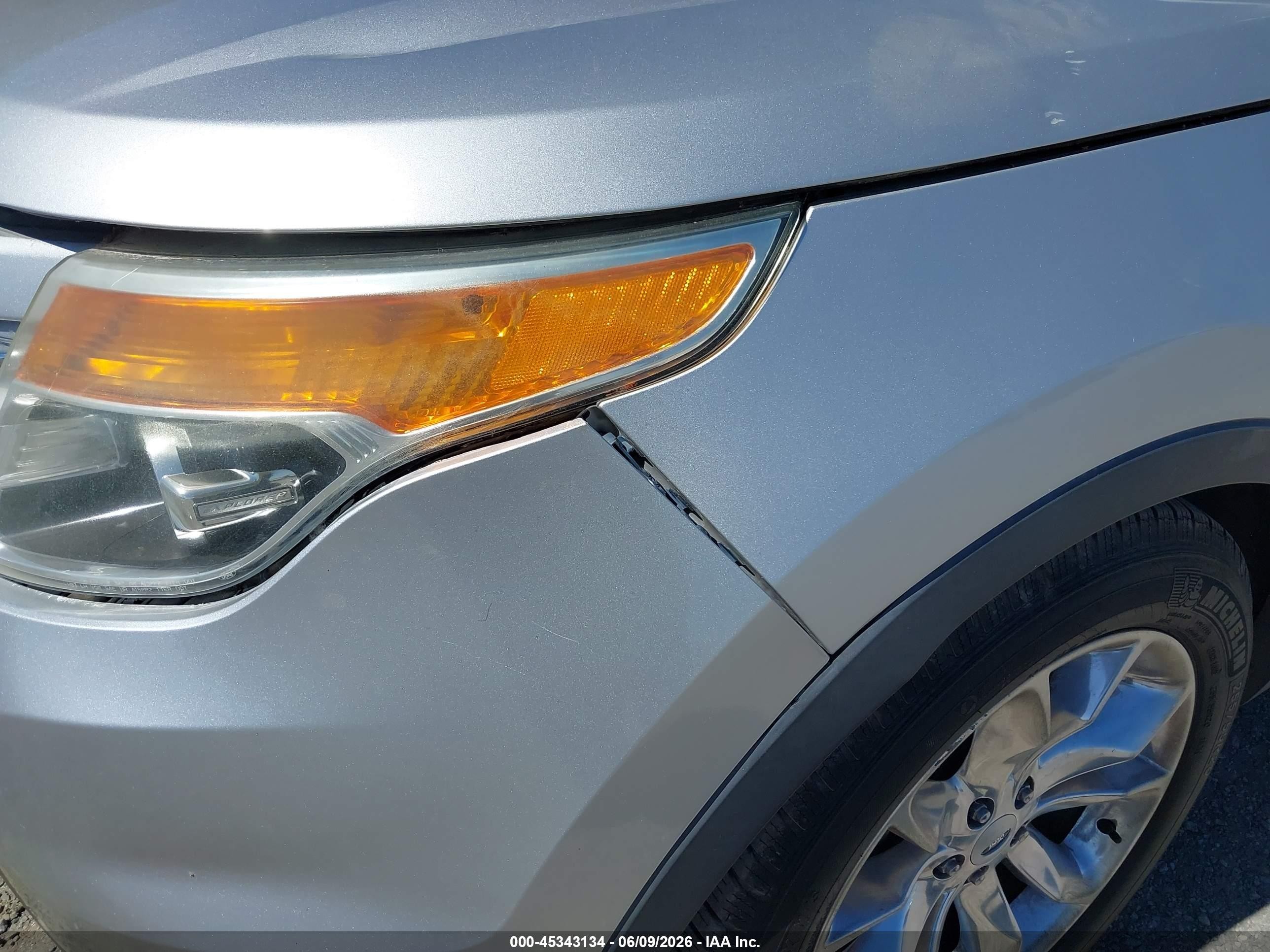 2014 Ford Explorer Xlt Серебряный vin: 1FM5K7D84EGA54758