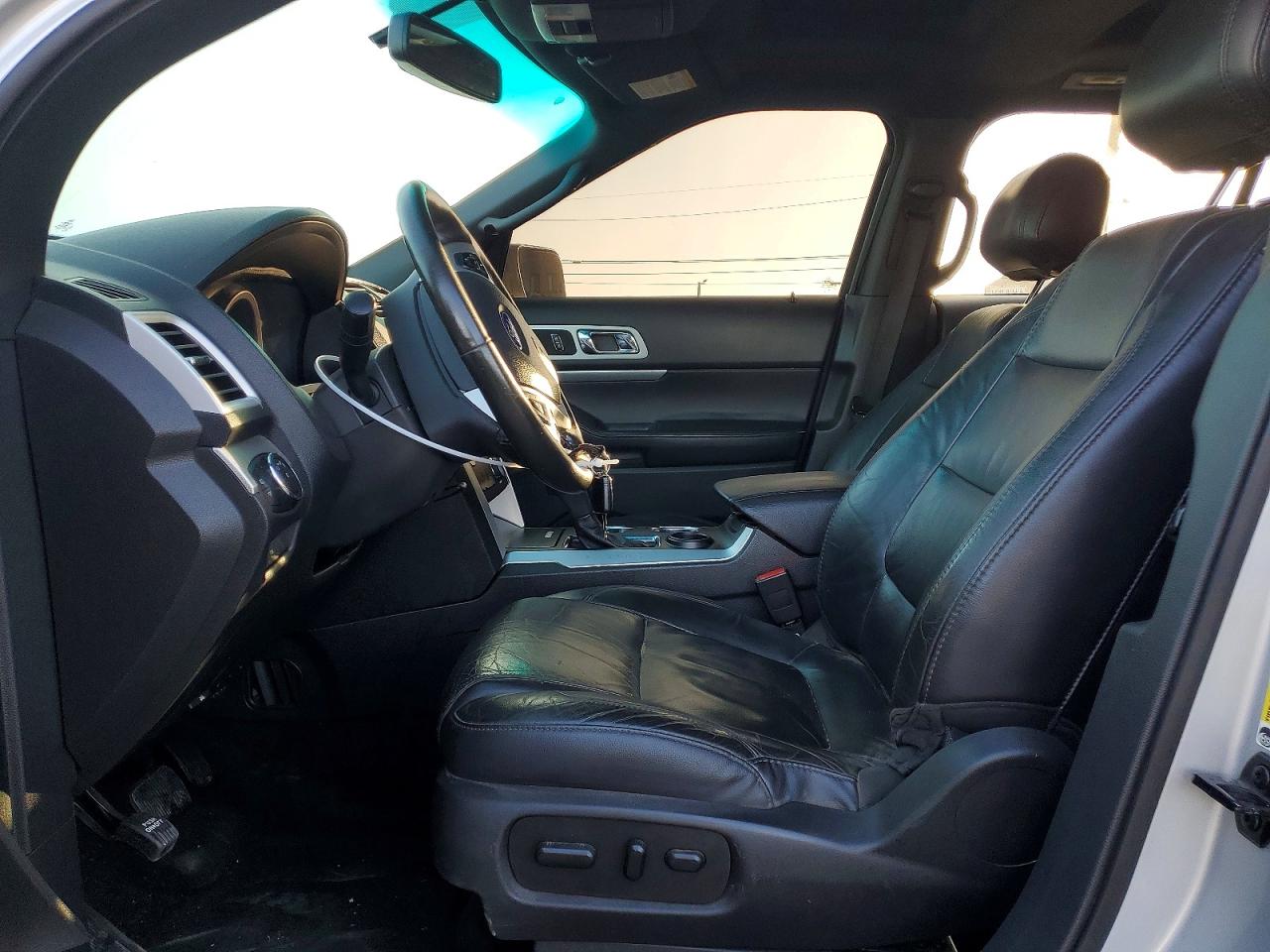 2014 Ford Explorer Xlt Silver vin: 1FM5K7D84EGA69776