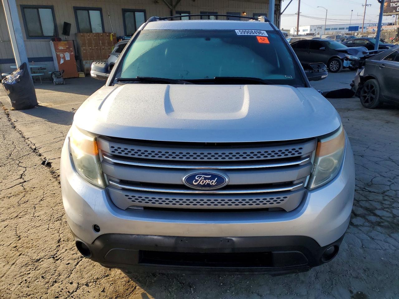 2014 Ford Explorer Xlt Silver vin: 1FM5K7D84EGA69776