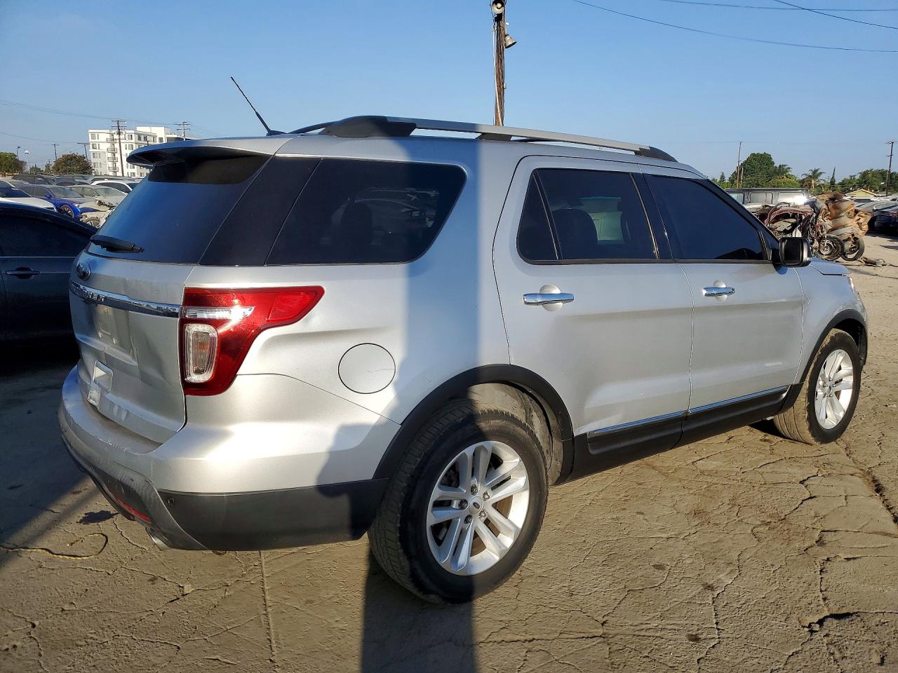 2014 Ford Explorer Xlt Silver vin: 1FM5K7D84EGA69776