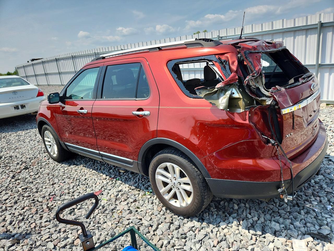 2014 Ford Explorer Xlt Red vin: 1FM5K7D84EGB16451