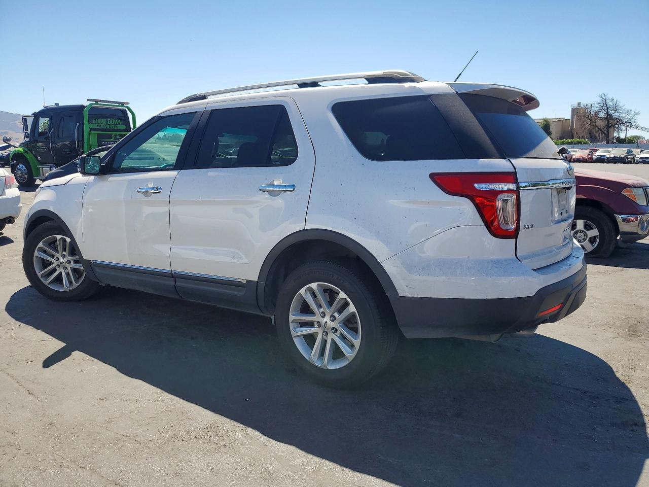 2015 Ford Explorer Xlt Белый vin: 1FM5K7D84FGA95618