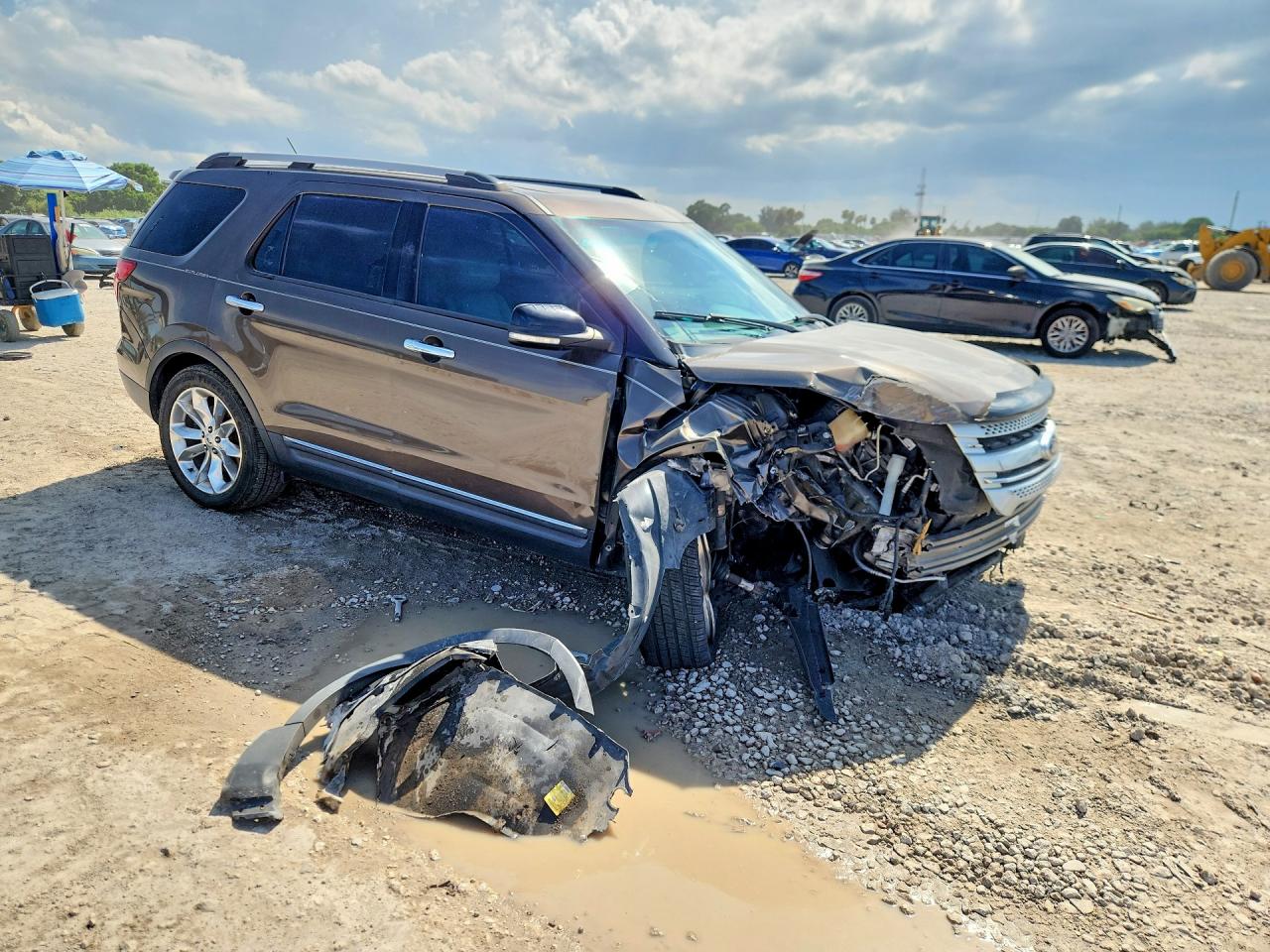 2015 Ford Explorer Xlt Коричневый vin: 1FM5K7D84FGB78997